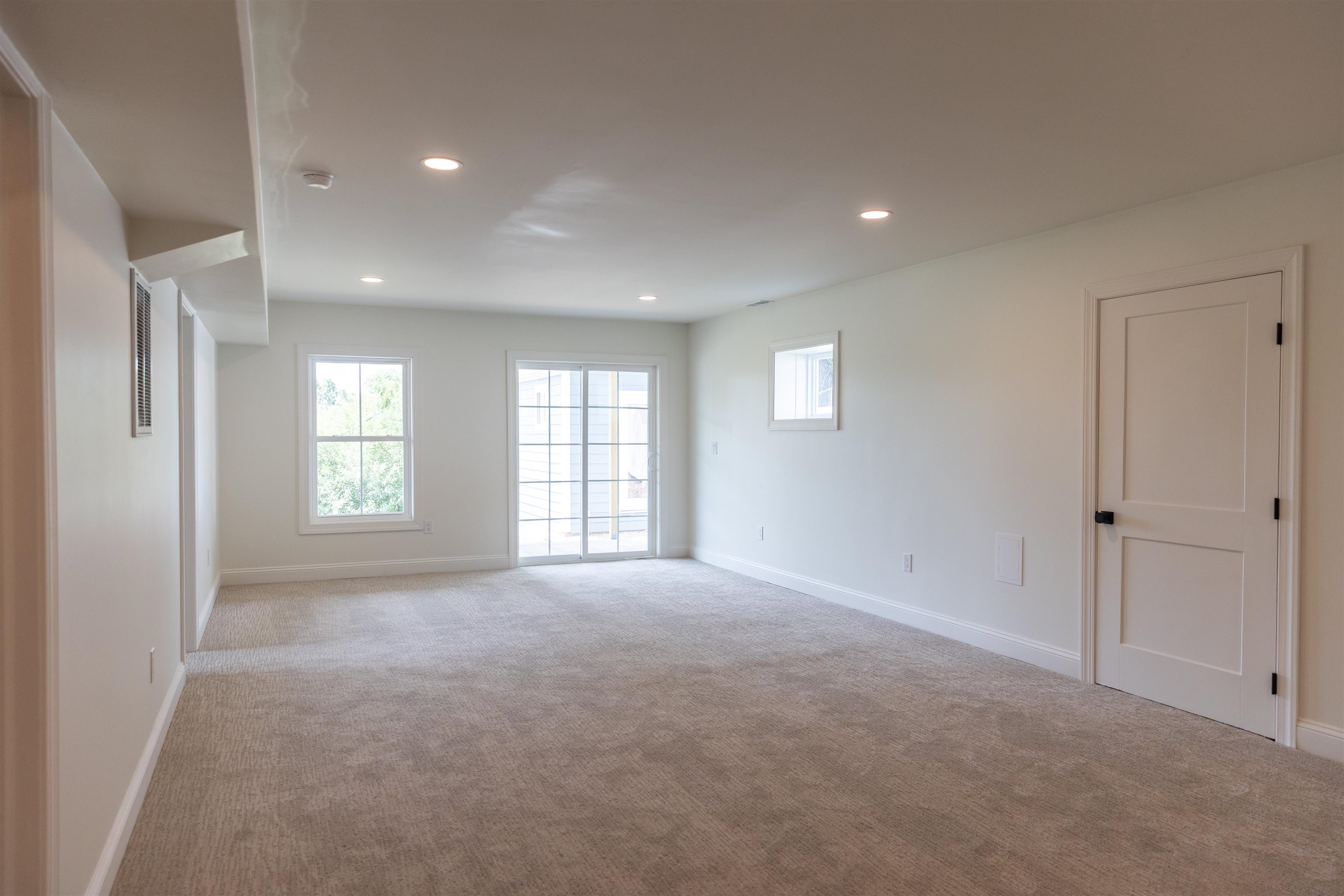 2235 SPRUCE AVE, BUENA VISTA, Virginia 24416, 4 Bedrooms Bedrooms, ,3 BathroomsBathrooms,Residential,2235 SPRUCE AVE,681136 MLS # 681136 2235 SPRUCE AVE, BUENA VISTA, Virginia 24416, 4 Bedrooms Bedrooms, ,3 BathroomsBathrooms,Residential,2235 SPRUCE AVE,681136 MLS # 681136