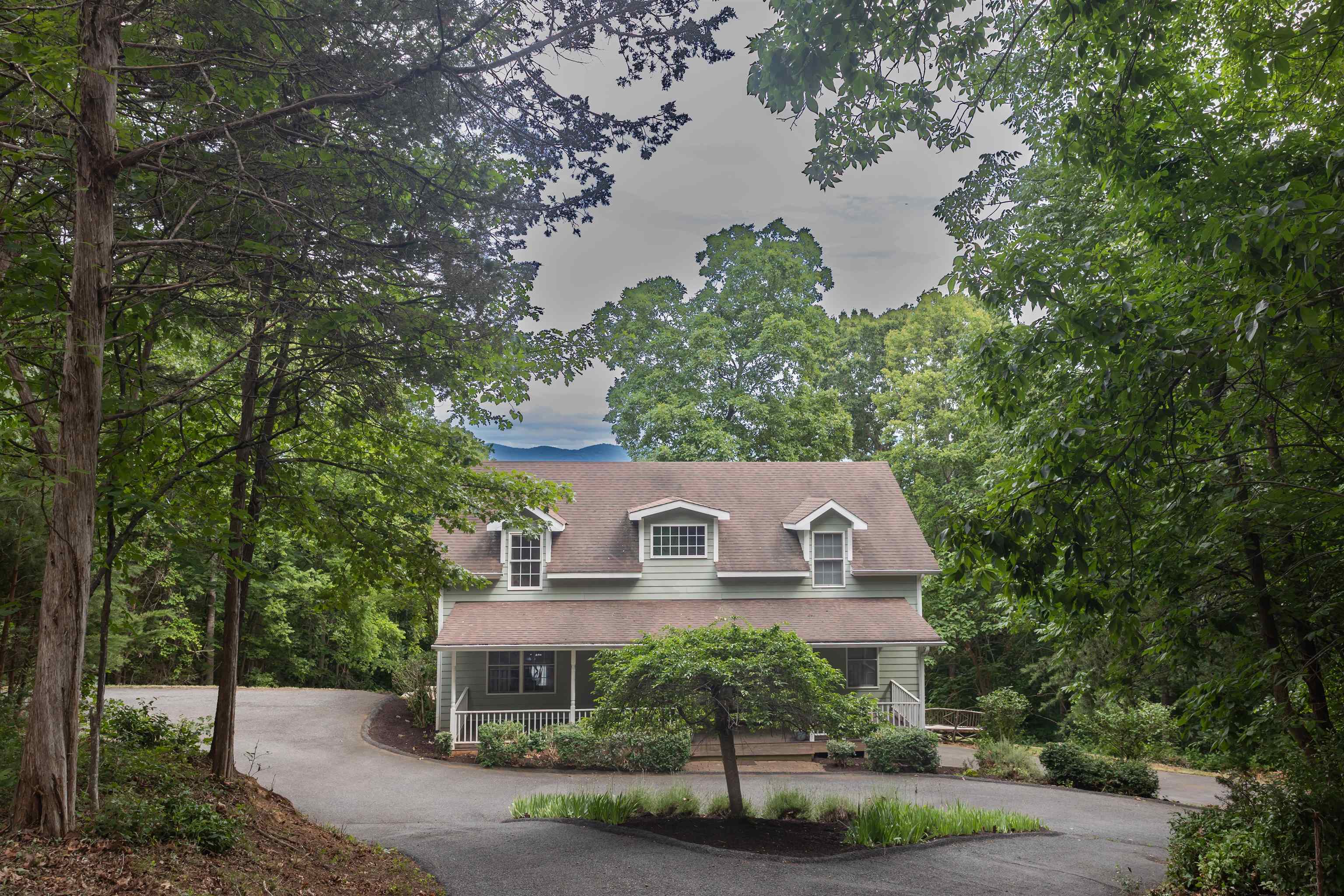 280 DOGWOOD RISE, LEXINGTON, Virginia 24450, 3 Bedrooms Bedrooms, ,3 BathroomsBathrooms,Residential,280 DOGWOOD RISE,681137 MLS # 681137