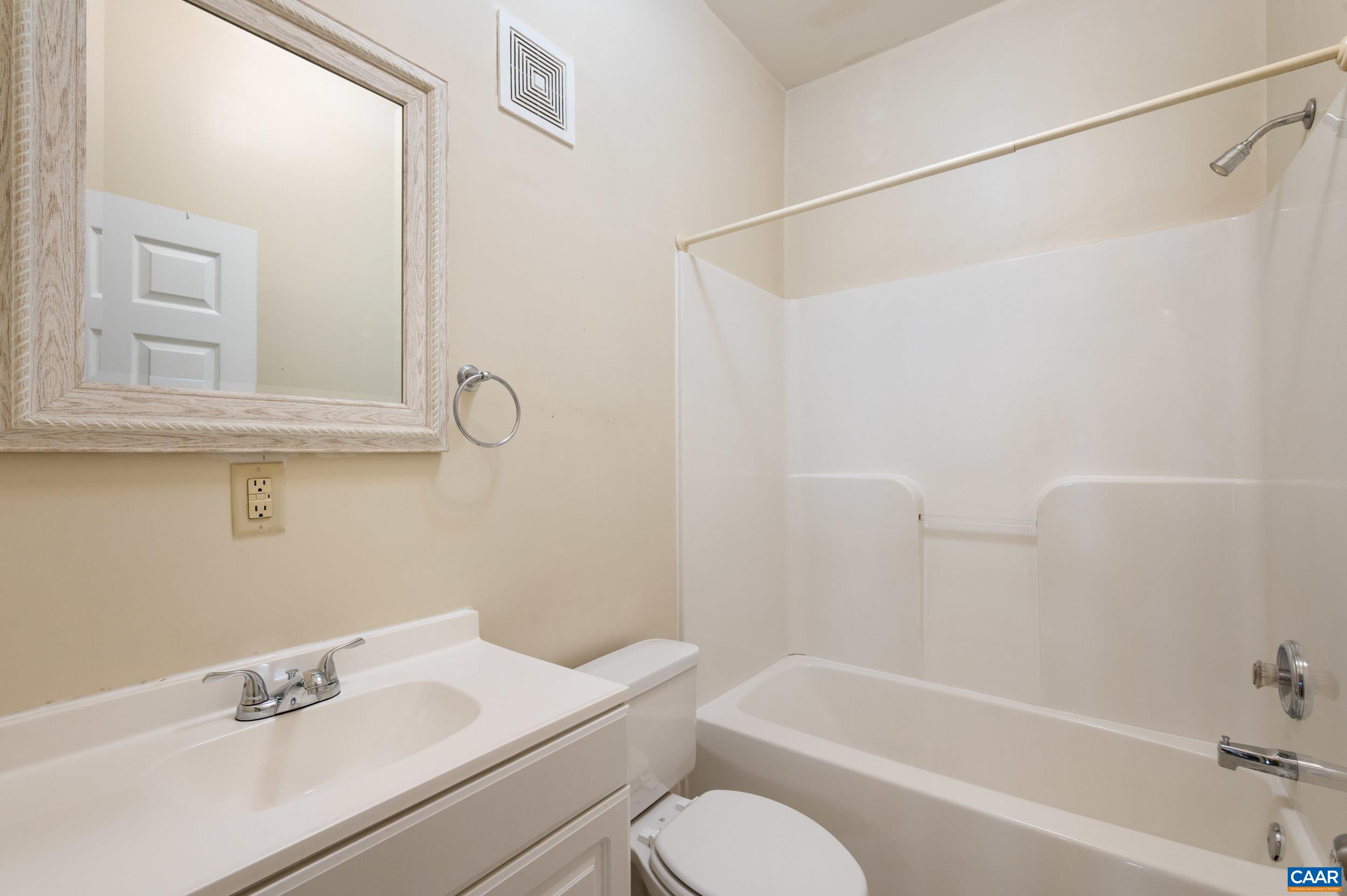 103 HARTFORD CT, CHARLOTTESVILLE, Virginia 22902, 4 Bedrooms Bedrooms, ,3 BathroomsBathrooms,Residential,Affordable Belmont Townhome,103 HARTFORD CT,679737 MLS # 679737