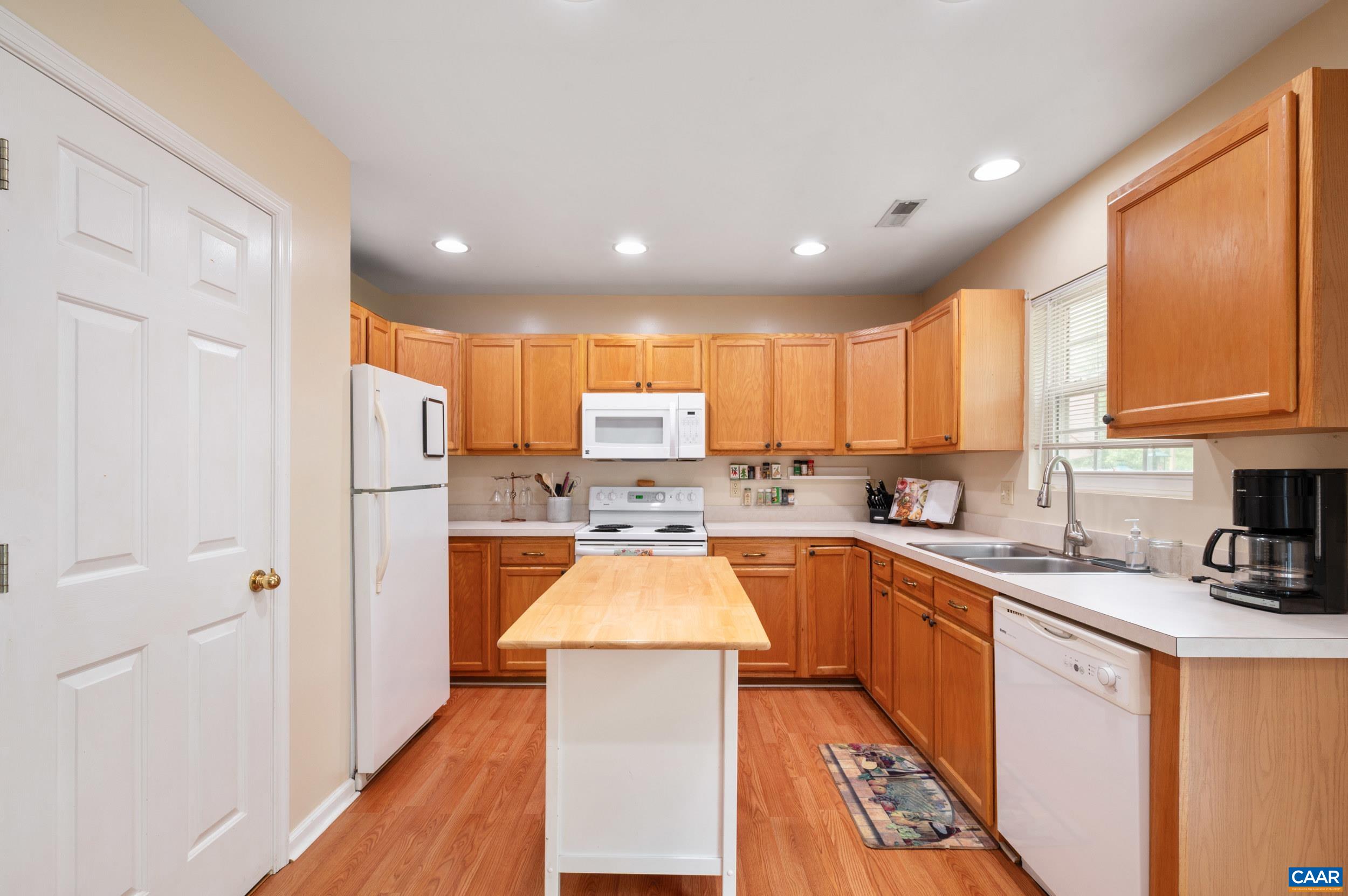 103 HARTFORD CT, CHARLOTTESVILLE, Virginia 22902, 4 Bedrooms Bedrooms, ,3 BathroomsBathrooms,Residential,Affordable Belmont Townhome,103 HARTFORD CT,679737 MLS # 679737