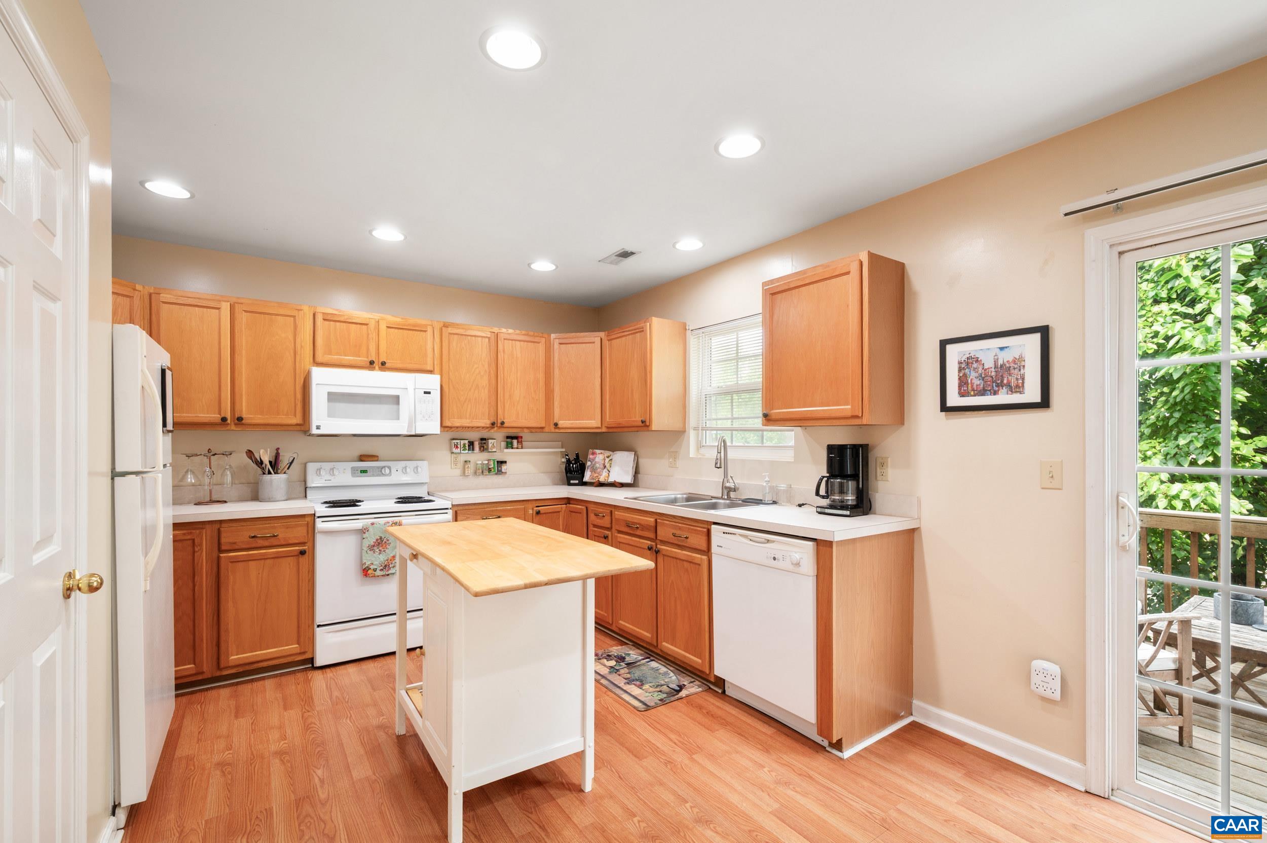 103 HARTFORD CT, CHARLOTTESVILLE, Virginia 22902, 4 Bedrooms Bedrooms, ,3 BathroomsBathrooms,Residential,Affordable Belmont Townhome,103 HARTFORD CT,679737 MLS # 679737
