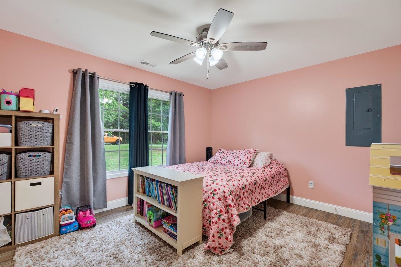181 CRIMORA STATION LN, CRIMORA, Virginia 24431, 3 Bedrooms Bedrooms, ,2 BathroomsBathrooms,Residential,181 CRIMORA STATION LN,681068 MLS # 681068 181 CRIMORA STATION LN, CRIMORA, Virginia 24431, 3 Bedrooms Bedrooms, ,2 BathroomsBathrooms,Residential,181 CRIMORA STATION LN,681068 MLS # 681068