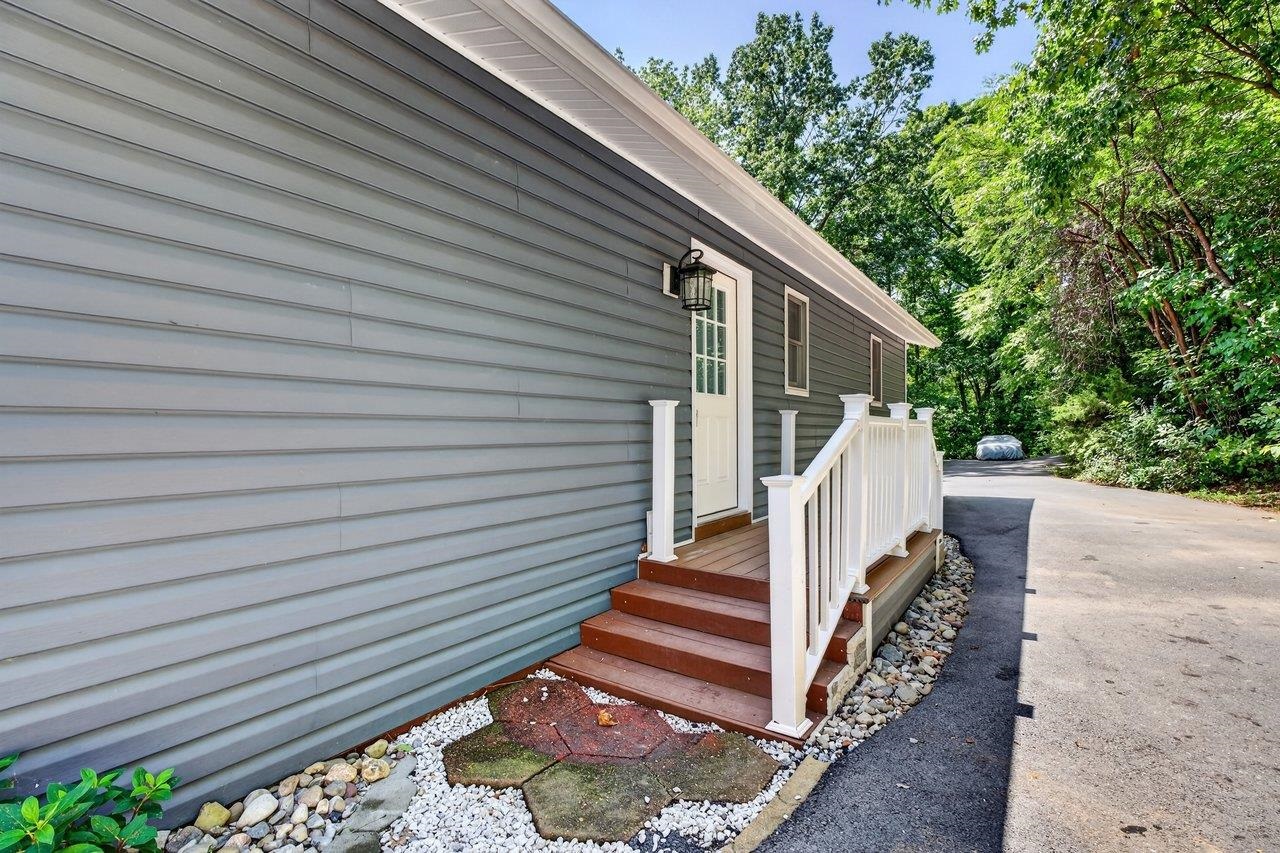 6055 WHIPPOORWILL LN, ROCKINGHAM, Virginia 22802, 4 Bedrooms Bedrooms, ,2 BathroomsBathrooms,Residential,6055 WHIPPOORWILL LN,681140 MLS # 681140 6055 WHIPPOORWILL LN, ROCKINGHAM, Virginia 22802, 4 Bedrooms Bedrooms, ,2 BathroomsBathrooms,Residential,6055 WHIPPOORWILL LN,681140 MLS # 681140