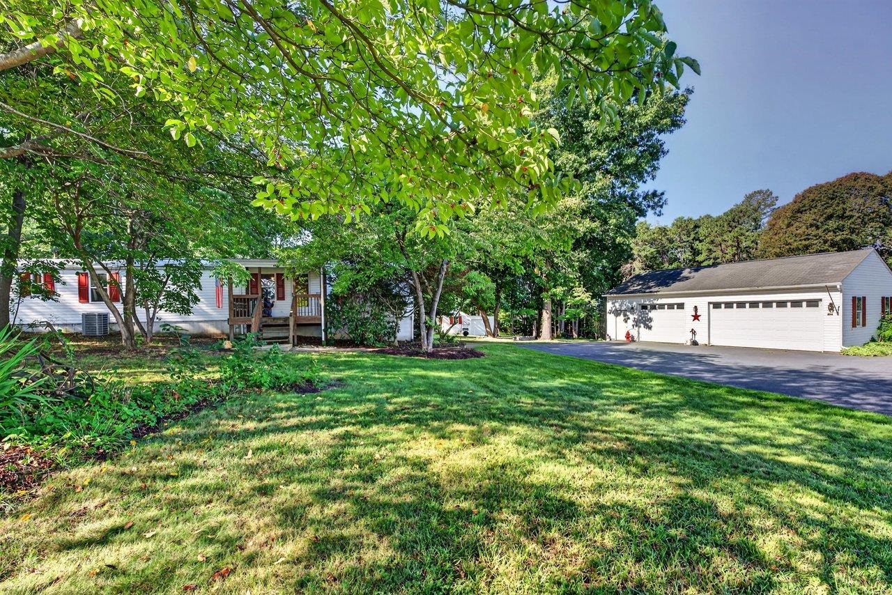 406 TRAYFOOT RD, GROTTOES, Virginia 24441, 3 Bedrooms Bedrooms, ,2 BathroomsBathrooms,Residential,406 TRAYFOOT RD,681141 MLS # 681141