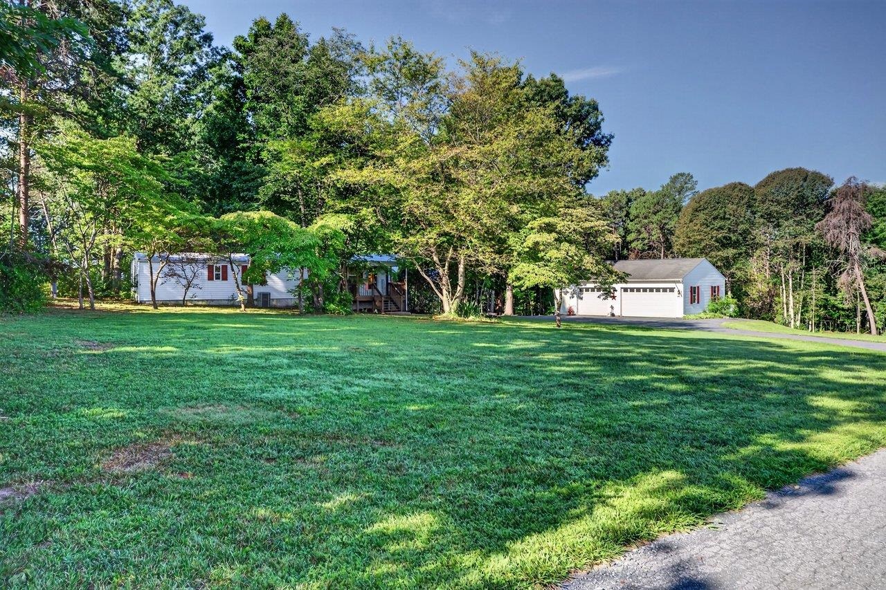 406 TRAYFOOT RD, GROTTOES, Virginia 24441, 3 Bedrooms Bedrooms, ,2 BathroomsBathrooms,Residential,406 TRAYFOOT RD,681141 MLS # 681141