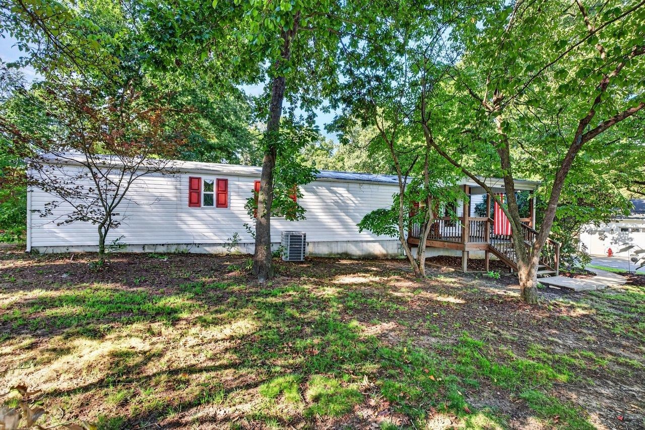 406 TRAYFOOT RD, GROTTOES, Virginia 24441, 3 Bedrooms Bedrooms, ,2 BathroomsBathrooms,Residential,406 TRAYFOOT RD,681141 MLS # 681141