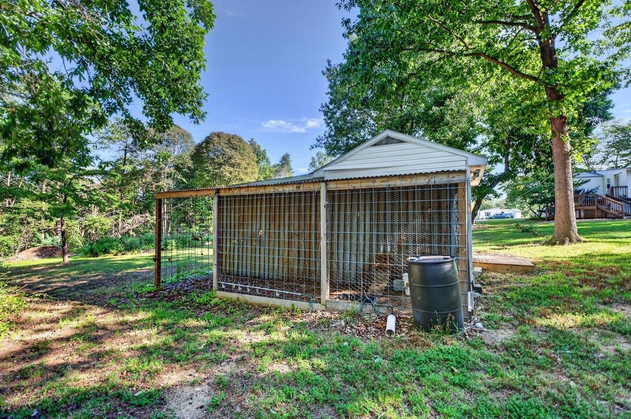 406 TRAYFOOT RD, GROTTOES, Virginia 24441, 3 Bedrooms Bedrooms, ,2 BathroomsBathrooms,Residential,406 TRAYFOOT RD,681141 MLS # 681141