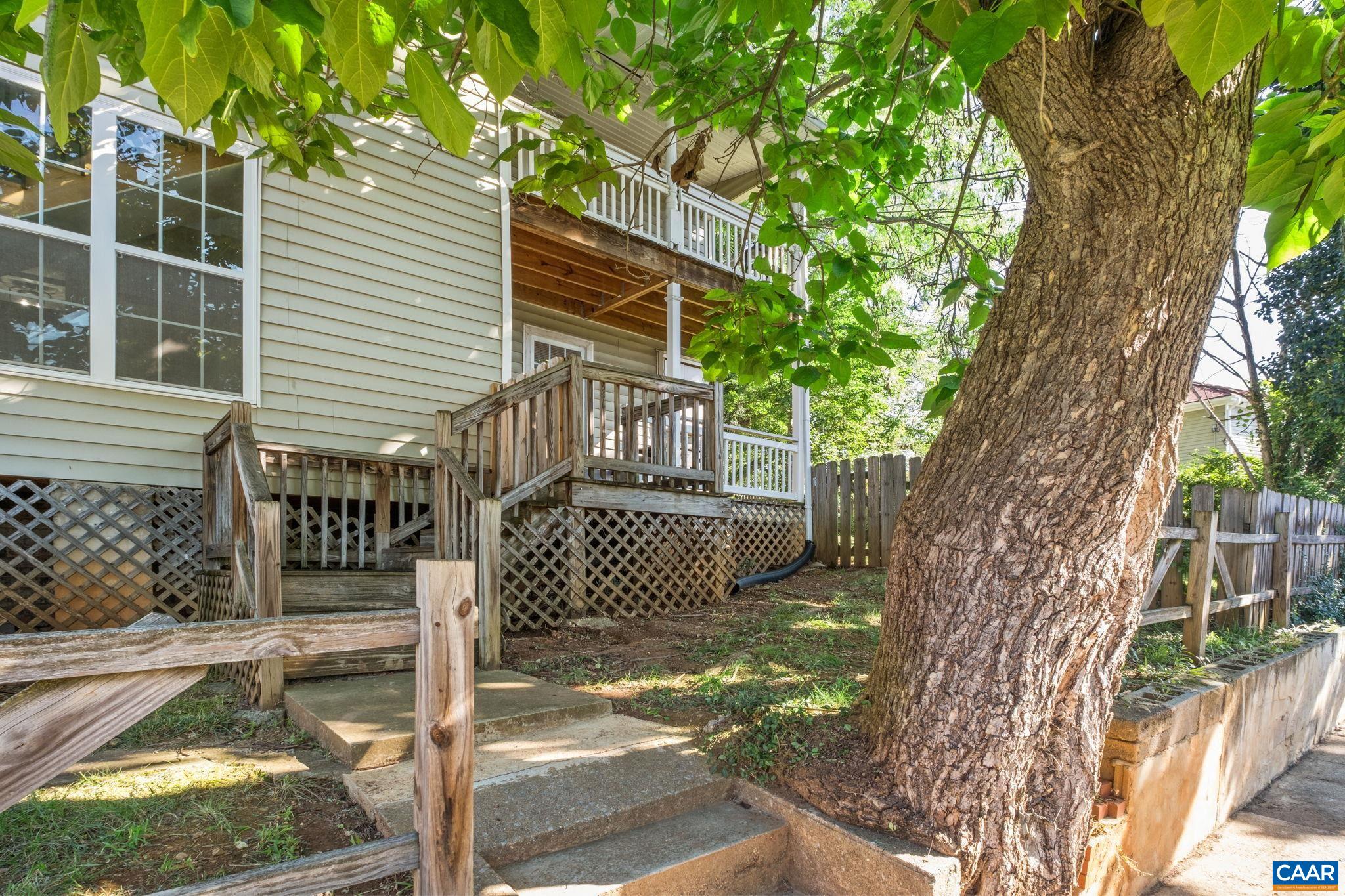 221 RESERVOIR ST, STAUNTON, Virginia 24401, 3 Bedrooms Bedrooms, ,2 BathroomsBathrooms,Residential,221 RESERVOIR ST,681157 MLS # 681157 221 RESERVOIR ST, STAUNTON, Virginia 24401, 3 Bedrooms Bedrooms, ,2 BathroomsBathrooms,Residential,221 RESERVOIR ST,681157 MLS # 681157