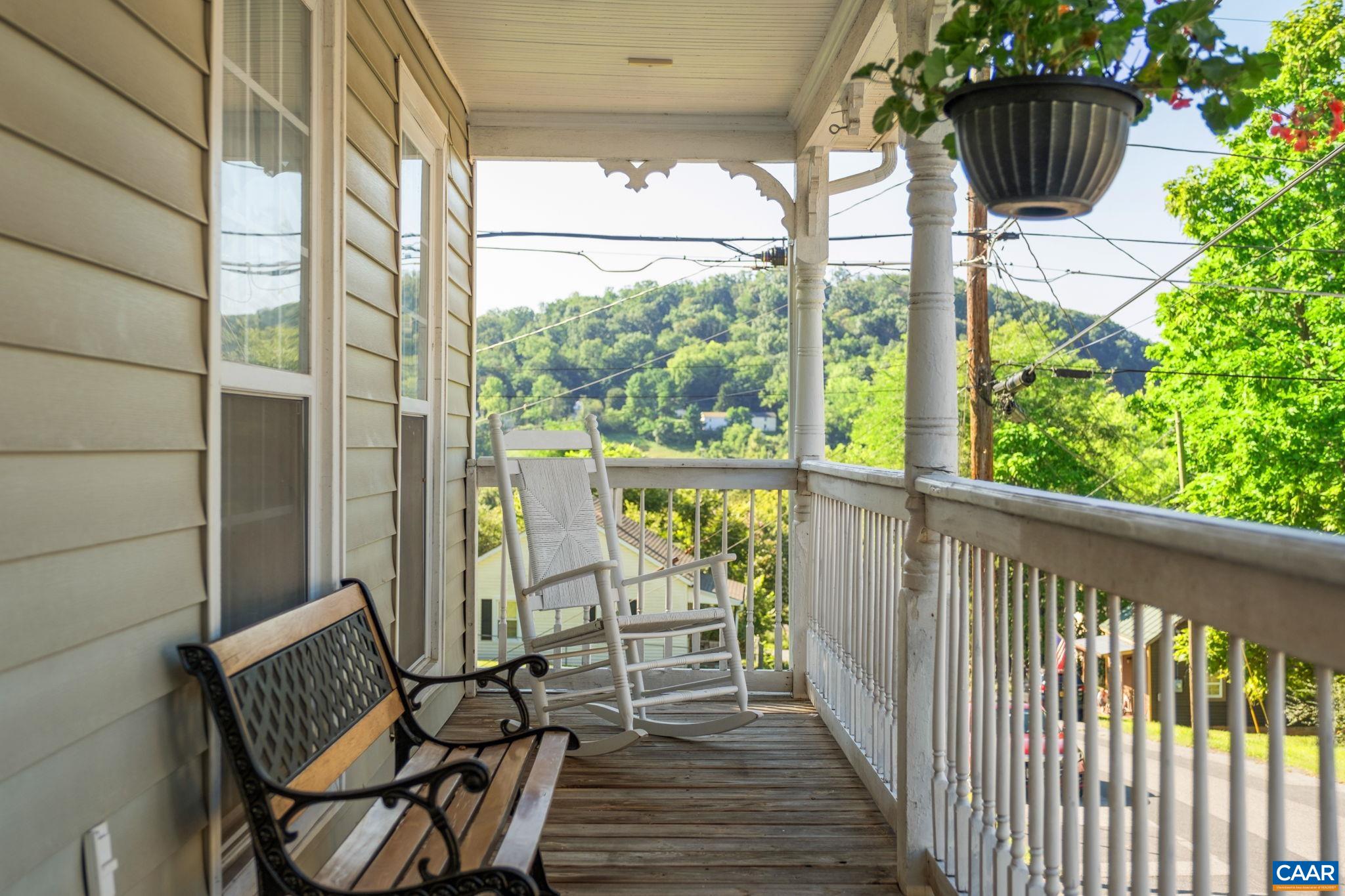 221 RESERVOIR ST, STAUNTON, Virginia 24401, 3 Bedrooms Bedrooms, ,2 BathroomsBathrooms,Residential,221 RESERVOIR ST,681157 MLS # 681157 221 RESERVOIR ST, STAUNTON, Virginia 24401, 3 Bedrooms Bedrooms, ,2 BathroomsBathrooms,Residential,221 RESERVOIR ST,681157 MLS # 681157