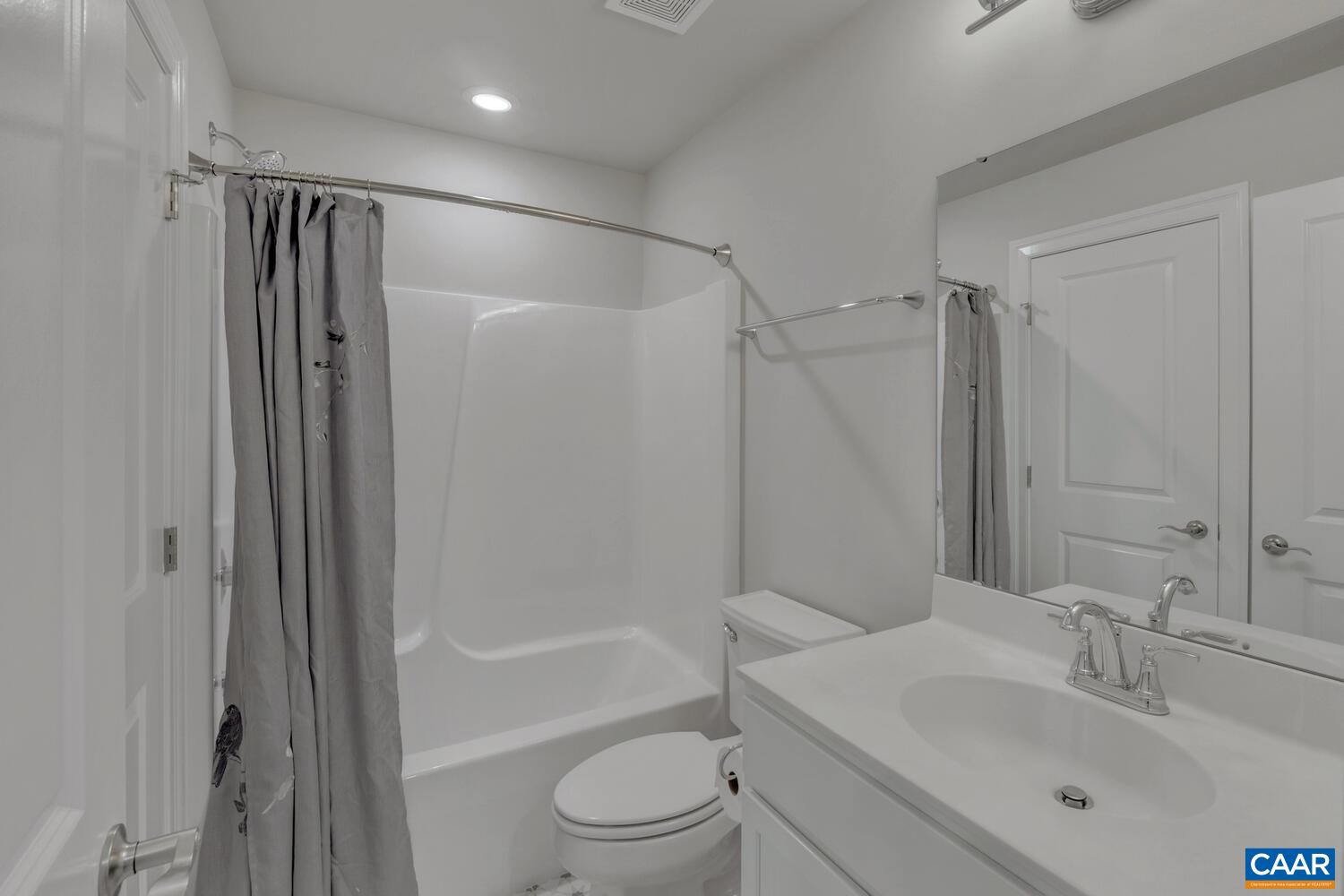 1140826 RIPARIAN CT, CHARLOTTESVILLE, Virginia 22911, 3 Bedrooms Bedrooms, ,2 BathroomsBathrooms,Residential,The Chesapeake, Walkout Basement,1140826 RIPARIAN CT,681160 MLS # 681160 1140826 RIPARIAN CT, CHARLOTTESVILLE, Virginia 22911, 3 Bedrooms Bedrooms, ,2 BathroomsBathrooms,Residential,The Chesapeake, Walkout Basement,1140826 RIPARIAN CT,681160 MLS # 681160