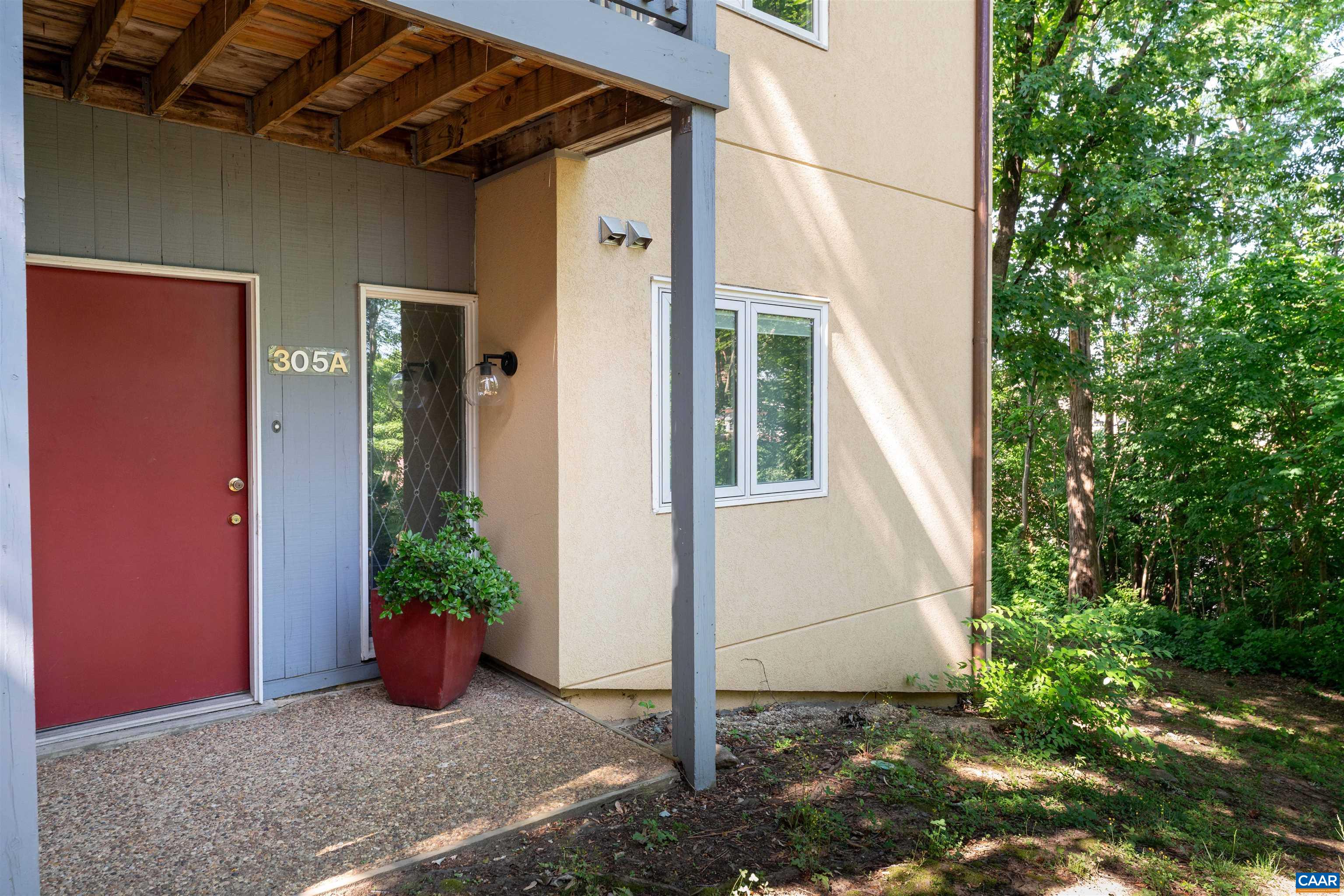 305 NW 2ND ST, CHARLOTTESVILLE, Virginia 22902, 1 Bedroom Bedrooms, ,1 BathroomBathrooms,Residential,305 NW 2ND ST,677470 MLS # 677470 305 NW 2ND ST, CHARLOTTESVILLE, Virginia 22902, 1 Bedroom Bedrooms, ,1 BathroomBathrooms,Residential,305 NW 2ND ST,677470 MLS # 677470