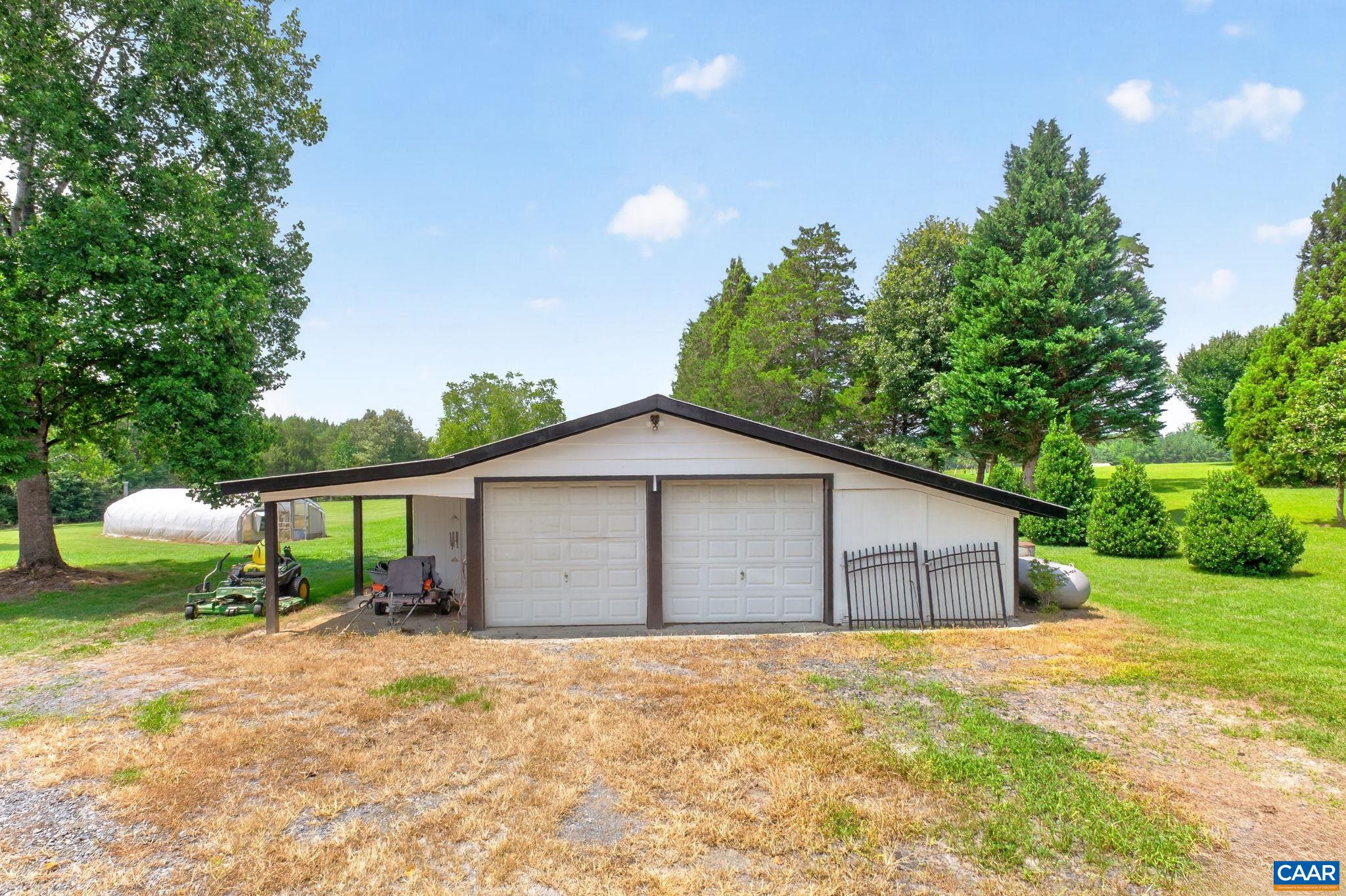 3535 VENABLE RD, KENTS STORE, Virginia 23084, 3 Bedrooms Bedrooms, ,2 BathroomsBathrooms,Residential,3535 VENABLE RD,680655 MLS # 680655 3535 VENABLE RD, KENTS STORE, Virginia 23084, 3 Bedrooms Bedrooms, ,2 BathroomsBathrooms,Residential,3535 VENABLE RD,680655 MLS # 680655