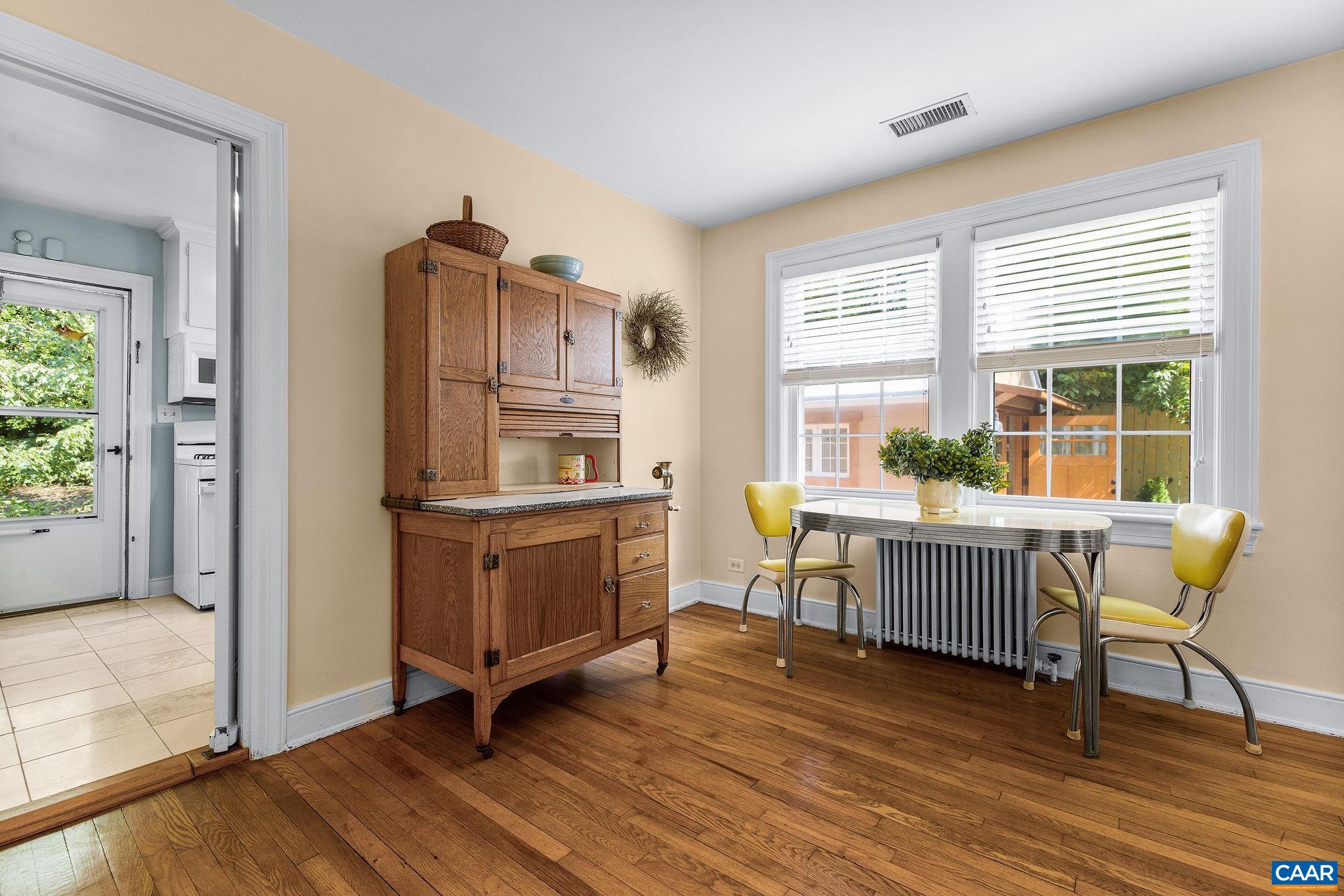 113 CAMERON LN, CHARLOTTESVILLE, Virginia 22903, 3 Bedrooms Bedrooms, ,2 BathroomsBathrooms,Residential,ROSE COTTAGE,113 CAMERON LN,680768 MLS # 680768 113 CAMERON LN, CHARLOTTESVILLE, Virginia 22903, 3 Bedrooms Bedrooms, ,2 BathroomsBathrooms,Residential,ROSE COTTAGE,113 CAMERON LN,680768 MLS # 680768