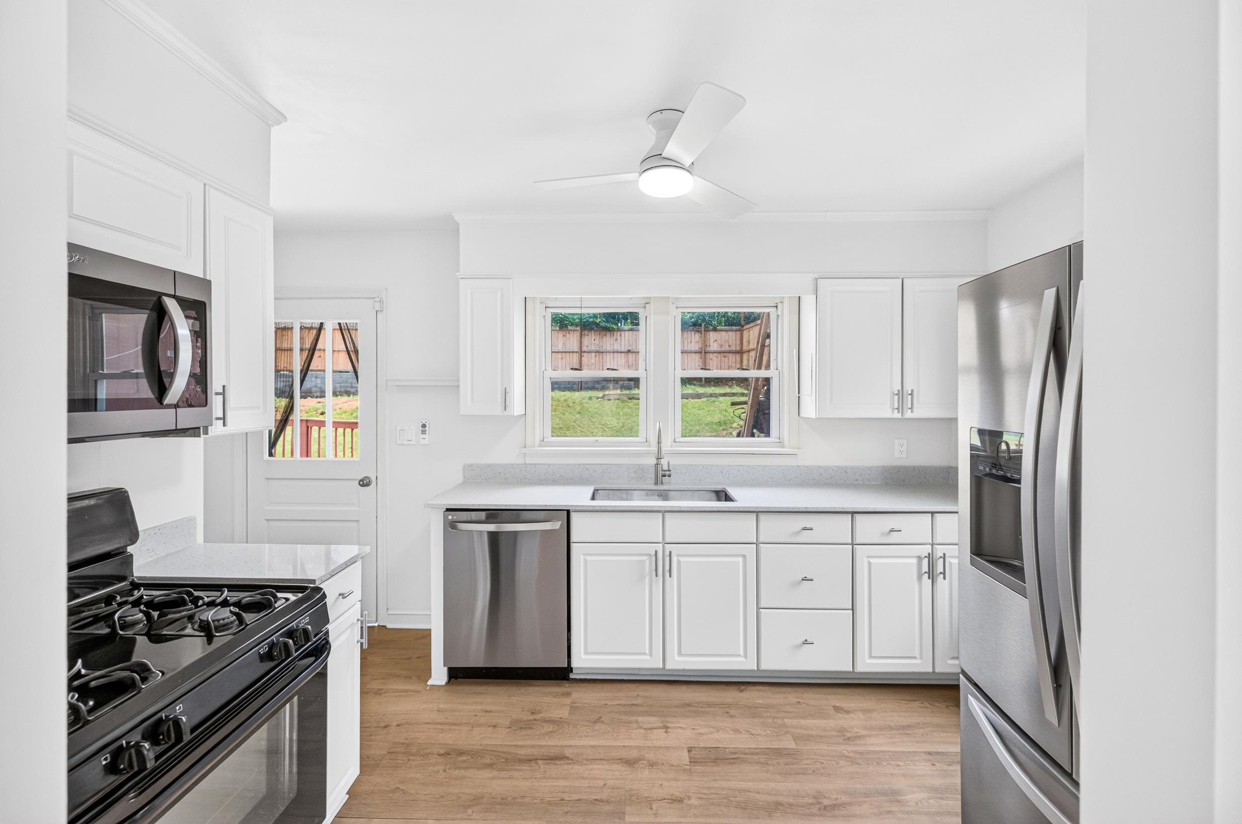 727 CHERRY HILL DR, STAUNTON, Virginia 24401, 3 Bedrooms Bedrooms, ,2 BathroomsBathrooms,Residential,727 CHERRY HILL DR,680922 MLS # 680922