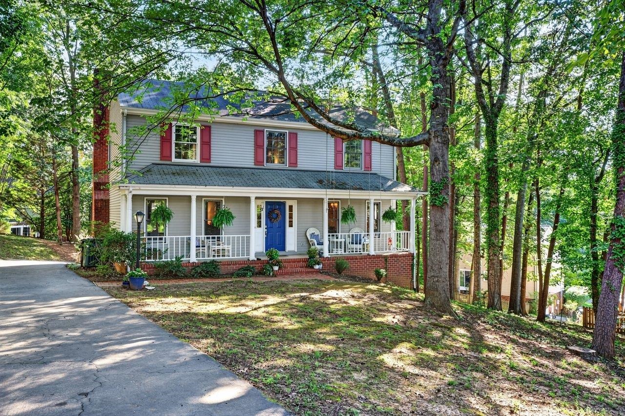 1141 HEARTHGLOW CT, CHARLOTTESVILLE, Virginia 22901, 4 Bedrooms Bedrooms, ,2 BathroomsBathrooms,Residential,1141 HEARTHGLOW CT,680964 MLS # 680964 1141 HEARTHGLOW CT, CHARLOTTESVILLE, Virginia 22901, 4 Bedrooms Bedrooms, ,2 BathroomsBathrooms,Residential,1141 HEARTHGLOW CT,680964 MLS # 680964