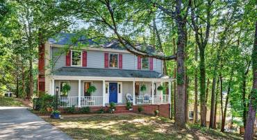 1141 HEARTHGLOW CT, CHARLOTTESVILLE, Virginia 22901, 4 Bedrooms Bedrooms, ,2 BathroomsBathrooms,Residential,1141 HEARTHGLOW CT,680964 MLS # 680964