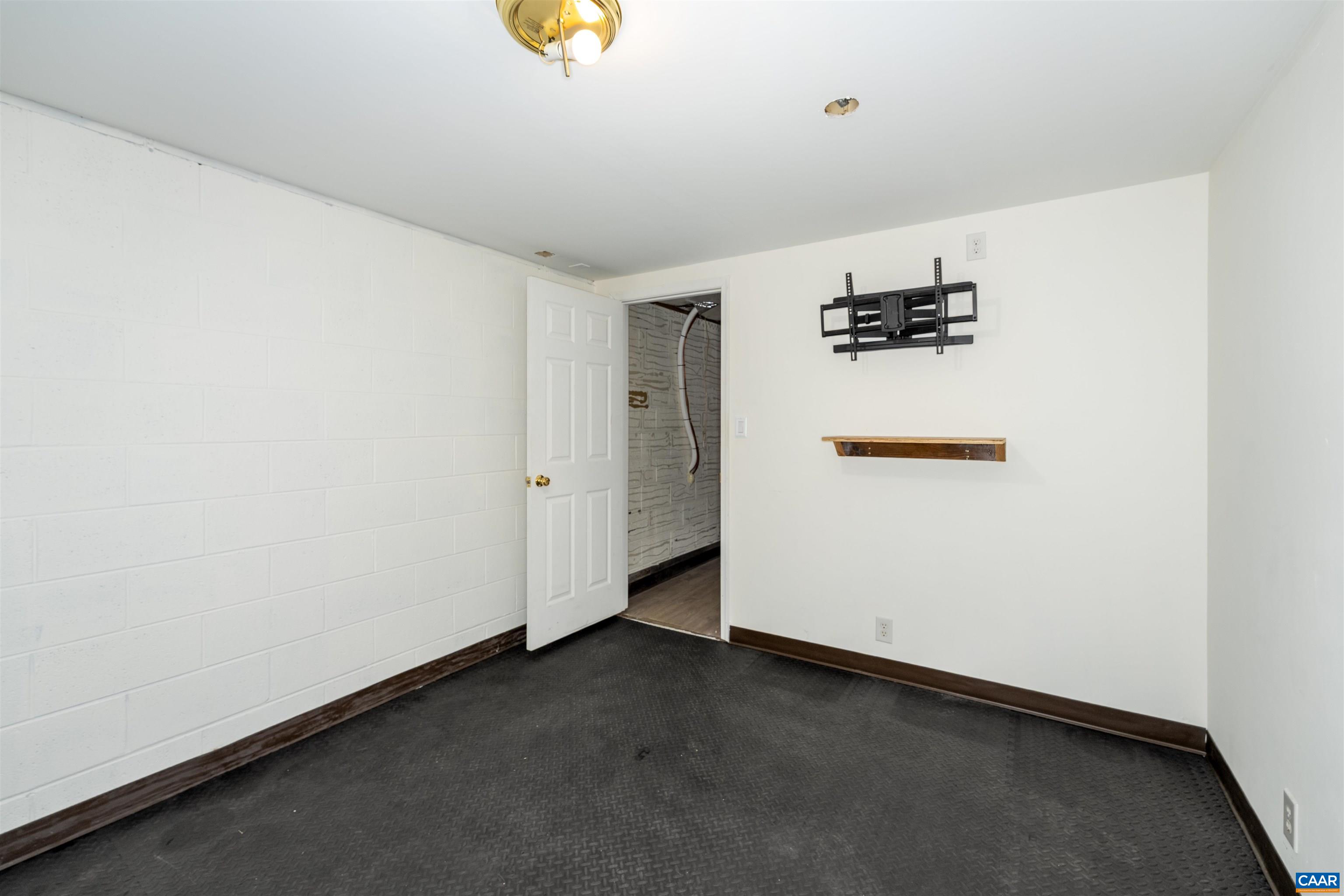1203 LONG ACRE RD, PALMYRA, Virginia 22963, 4 Bedrooms Bedrooms, ,2 BathroomsBathrooms,Residential,1203 LONG ACRE RD,680970 MLS # 680970