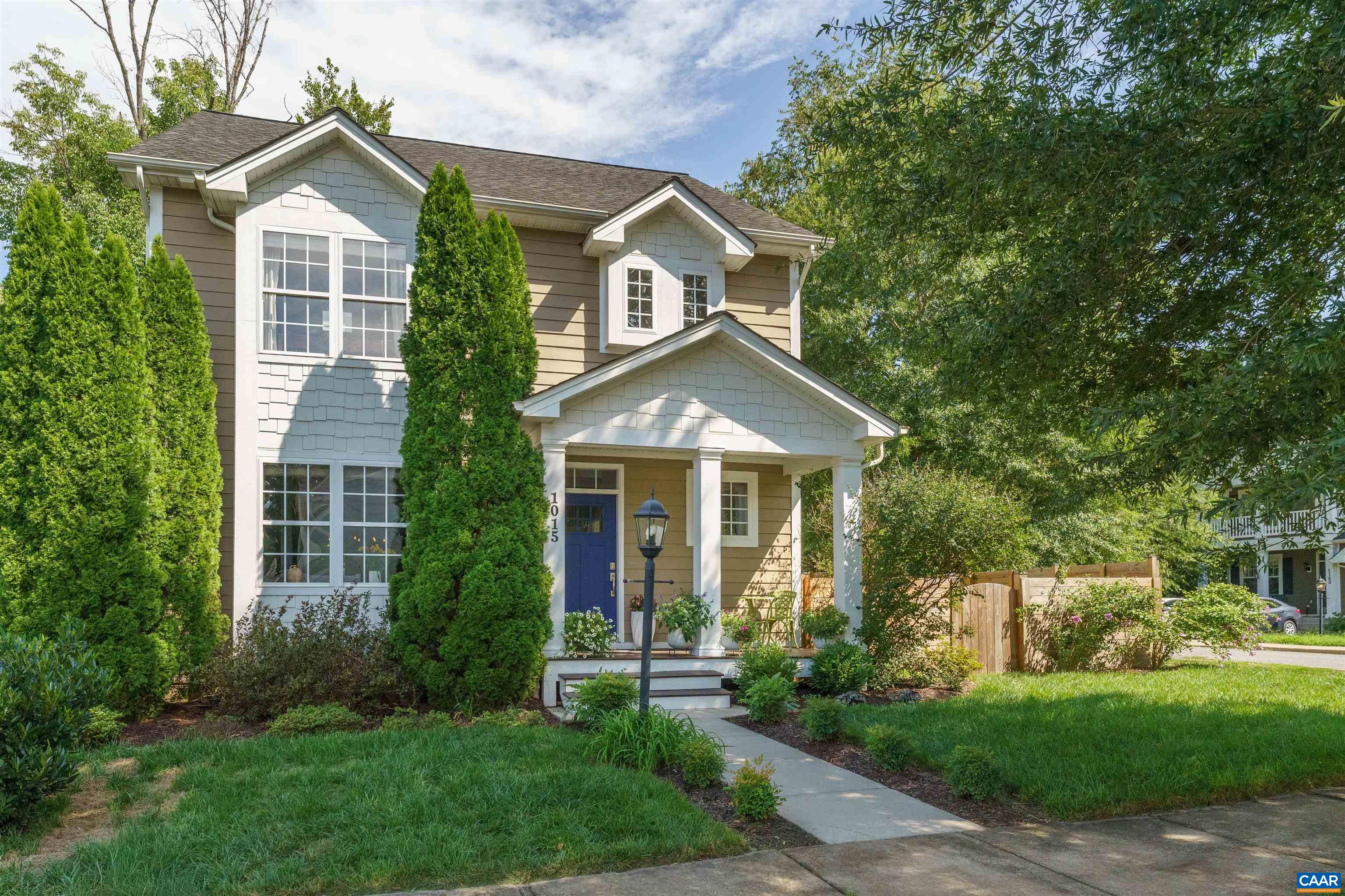 Move-in ready, in-town, private rear oasis, spacious layout. Move-in ready, in-town, private rear oasis, spacious layout.