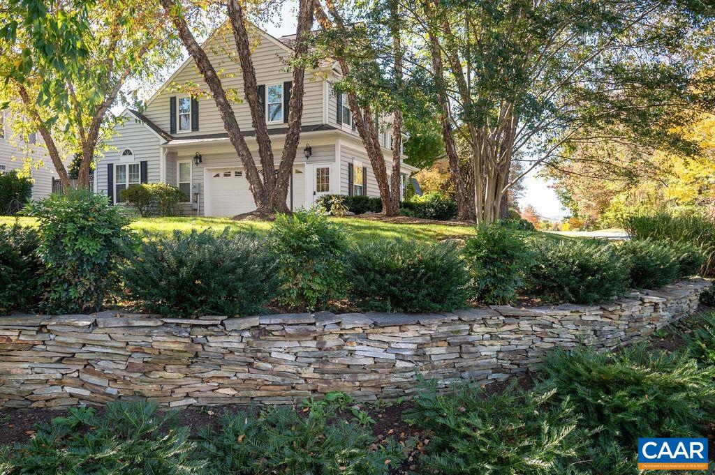 1000 CHARTER OAKS DR, CHARLOTTESVILLE, Virginia 22901, 4 Bedrooms Bedrooms, ,2 BathroomsBathrooms,Residential,1000 CHARTER OAKS DR,681064 MLS # 681064