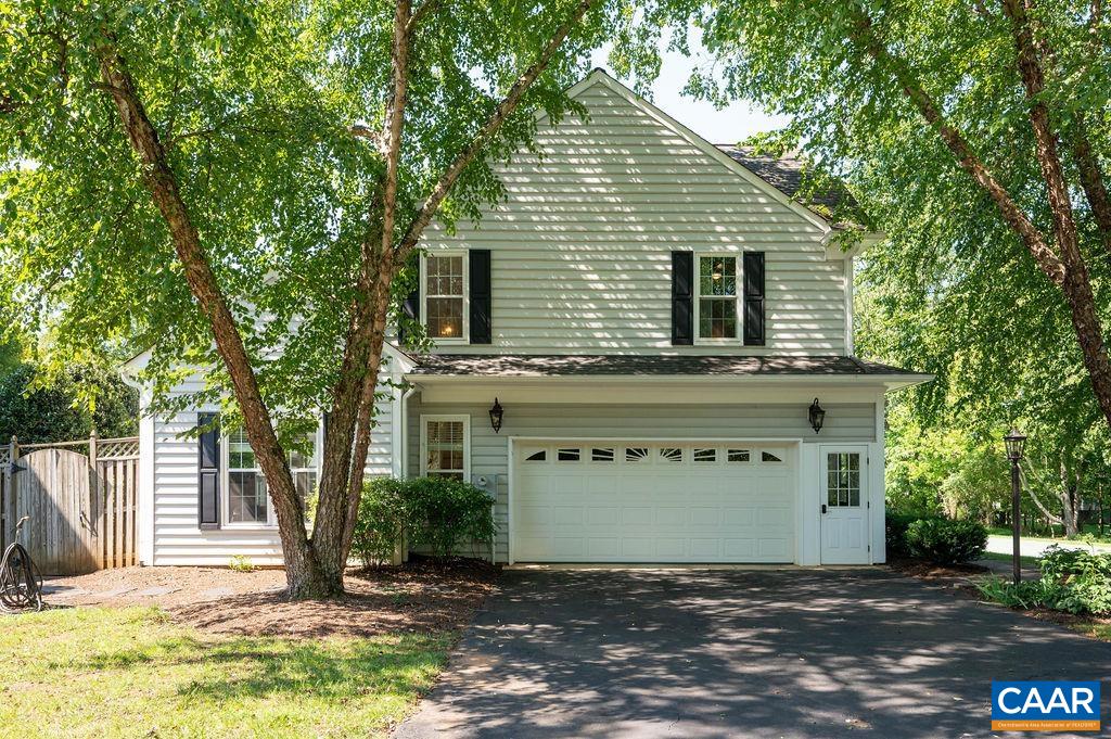 1000 CHARTER OAKS DR, CHARLOTTESVILLE, Virginia 22901, 4 Bedrooms Bedrooms, ,2 BathroomsBathrooms,Residential,1000 CHARTER OAKS DR,681064 MLS # 681064
