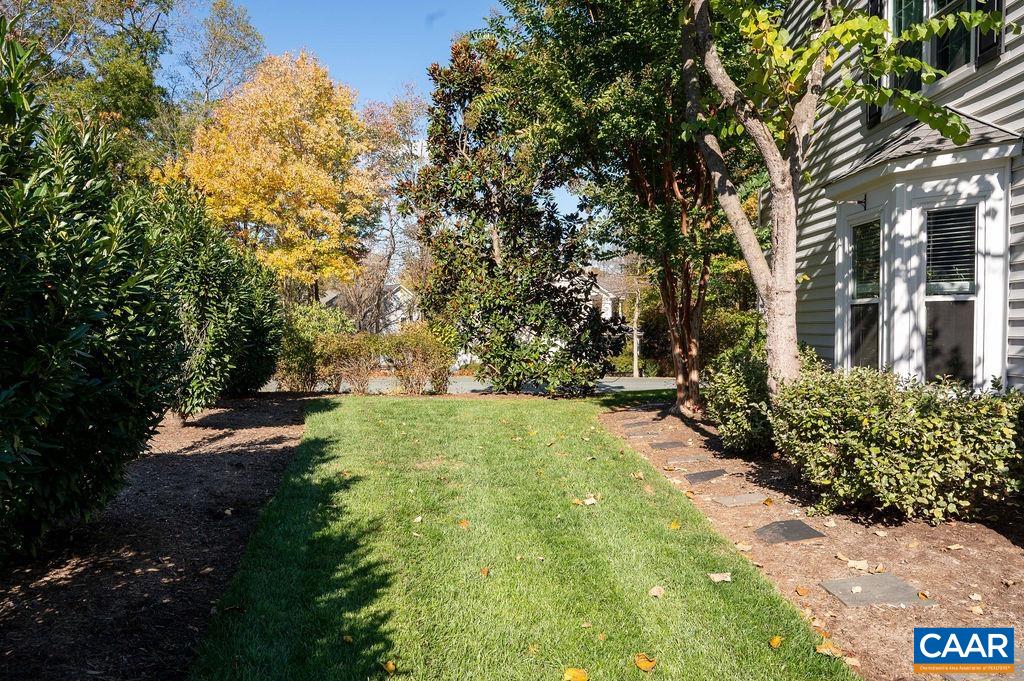 1000 CHARTER OAKS DR, CHARLOTTESVILLE, Virginia 22901, 4 Bedrooms Bedrooms, ,2 BathroomsBathrooms,Residential,1000 CHARTER OAKS DR,681064 MLS # 681064