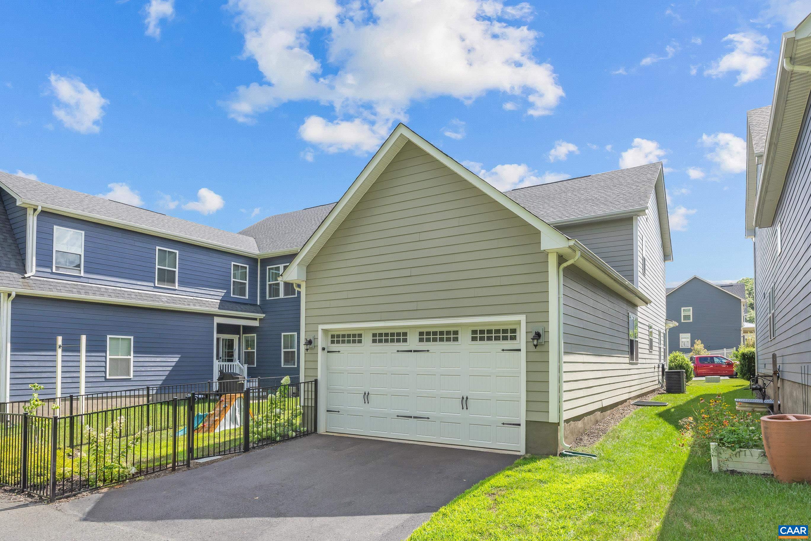 3253 VILLAGE PARK AVE, KESWICK, Virginia 22947, 3 Bedrooms Bedrooms, ,2 BathroomsBathrooms,Residential,3253 VILLAGE PARK AVE,681071 MLS # 681071