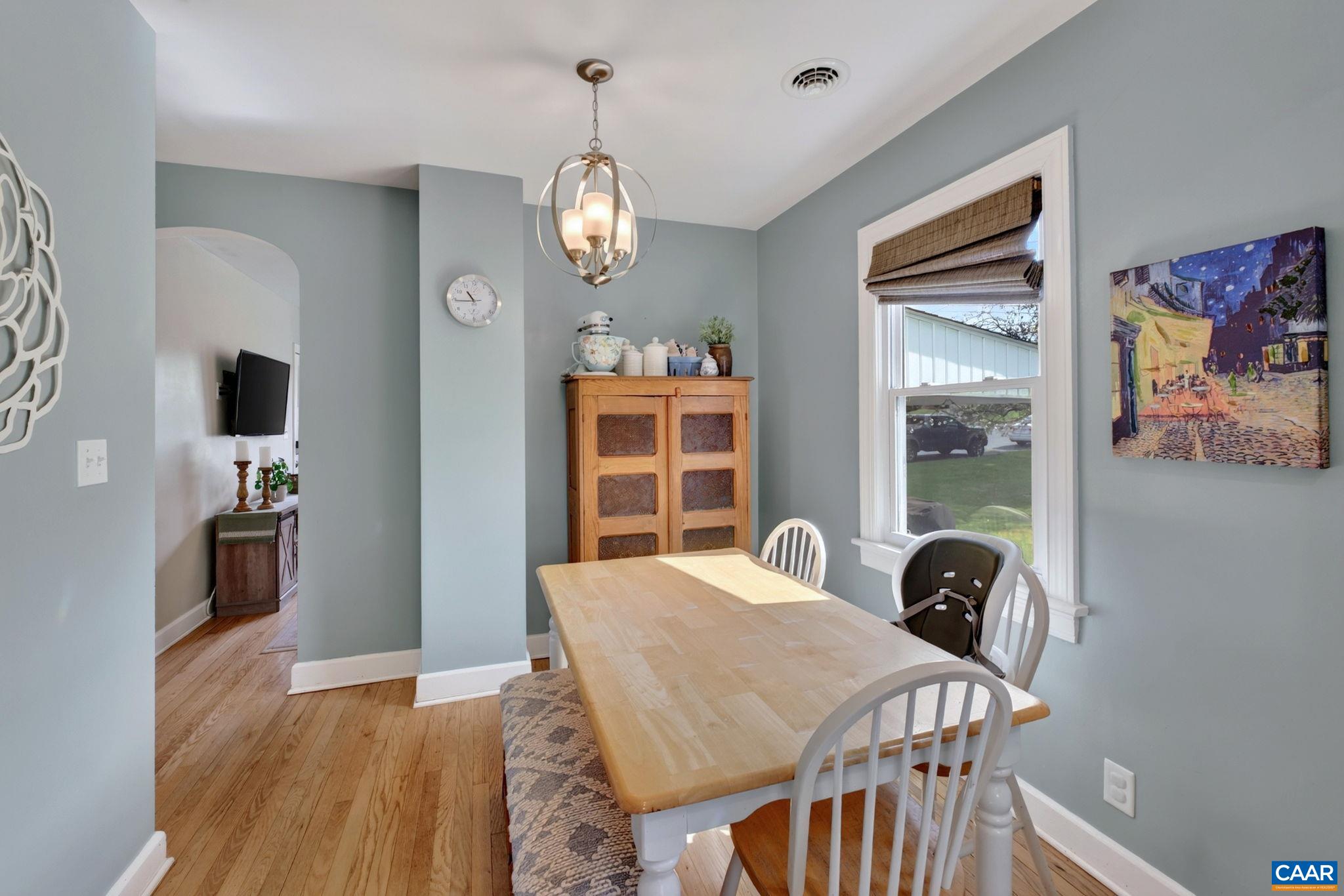 714 GYPSY AVE, STAUNTON, Virginia 24401, 2 Bedrooms Bedrooms, ,1 BathroomBathrooms,Residential,714 GYPSY AVE,681091 MLS # 681091 714 GYPSY AVE, STAUNTON, Virginia 24401, 2 Bedrooms Bedrooms, ,1 BathroomBathrooms,Residential,714 GYPSY AVE,681091 MLS # 681091