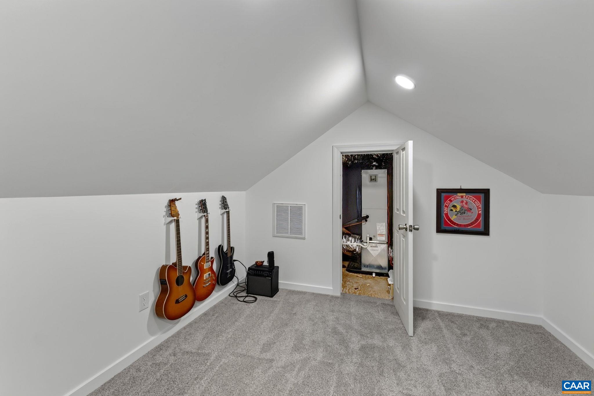 714 GYPSY AVE, STAUNTON, Virginia 24401, 2 Bedrooms Bedrooms, ,1 BathroomBathrooms,Residential,714 GYPSY AVE,681091 MLS # 681091 714 GYPSY AVE, STAUNTON, Virginia 24401, 2 Bedrooms Bedrooms, ,1 BathroomBathrooms,Residential,714 GYPSY AVE,681091 MLS # 681091