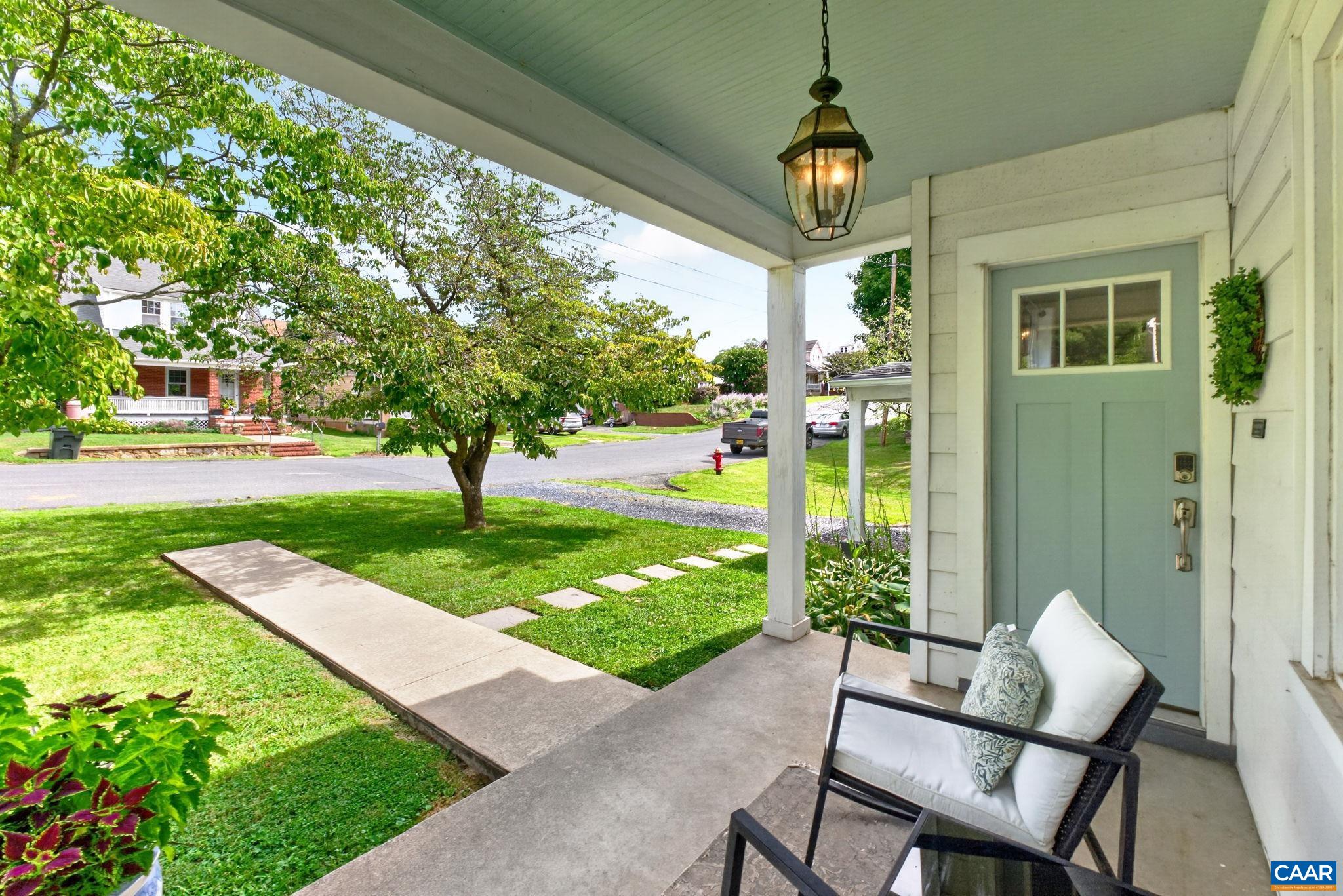 714 GYPSY AVE, STAUNTON, Virginia 24401, 2 Bedrooms Bedrooms, ,1 BathroomBathrooms,Residential,714 GYPSY AVE,681091 MLS # 681091 714 GYPSY AVE, STAUNTON, Virginia 24401, 2 Bedrooms Bedrooms, ,1 BathroomBathrooms,Residential,714 GYPSY AVE,681091 MLS # 681091