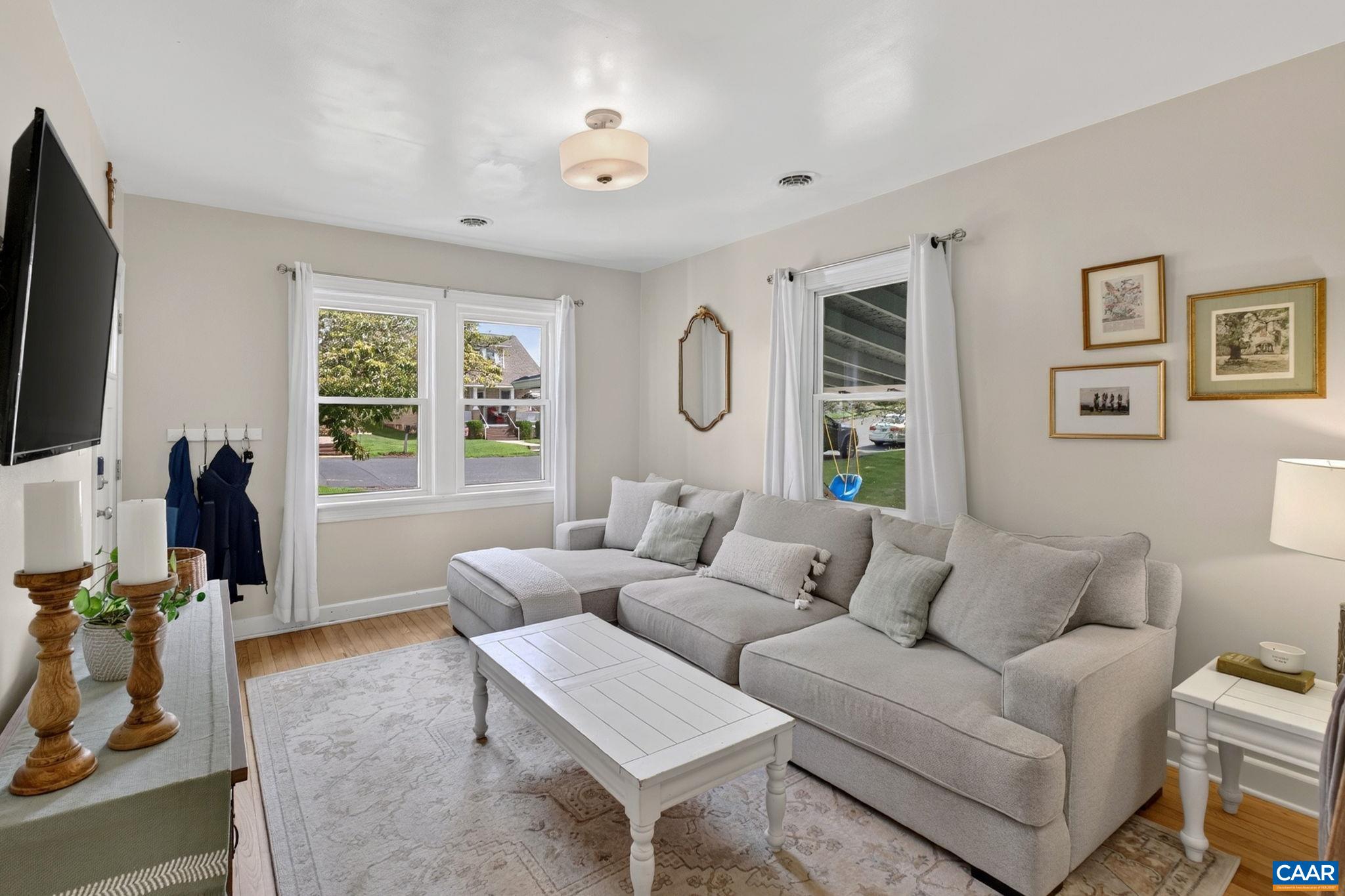 714 GYPSY AVE, STAUNTON, Virginia 24401, 2 Bedrooms Bedrooms, ,1 BathroomBathrooms,Residential,714 GYPSY AVE,681091 MLS # 681091 714 GYPSY AVE, STAUNTON, Virginia 24401, 2 Bedrooms Bedrooms, ,1 BathroomBathrooms,Residential,714 GYPSY AVE,681091 MLS # 681091