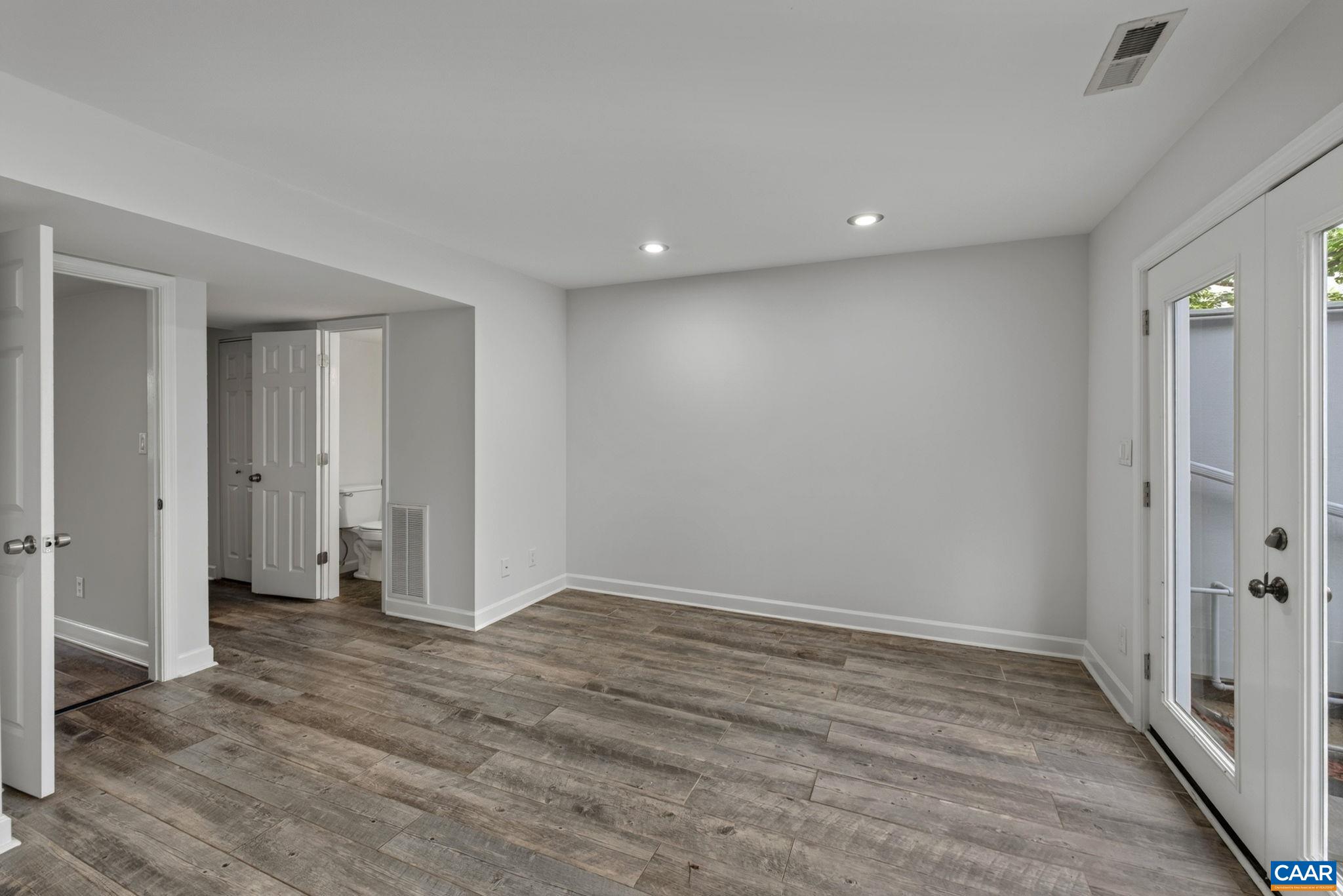 82 WOODLAKE DR, CHARLOTTESVILLE, Virginia 22901, 3 Bedrooms Bedrooms, ,1 BathroomBathrooms,Residential,82 WOODLAKE DR,681139 MLS # 681139