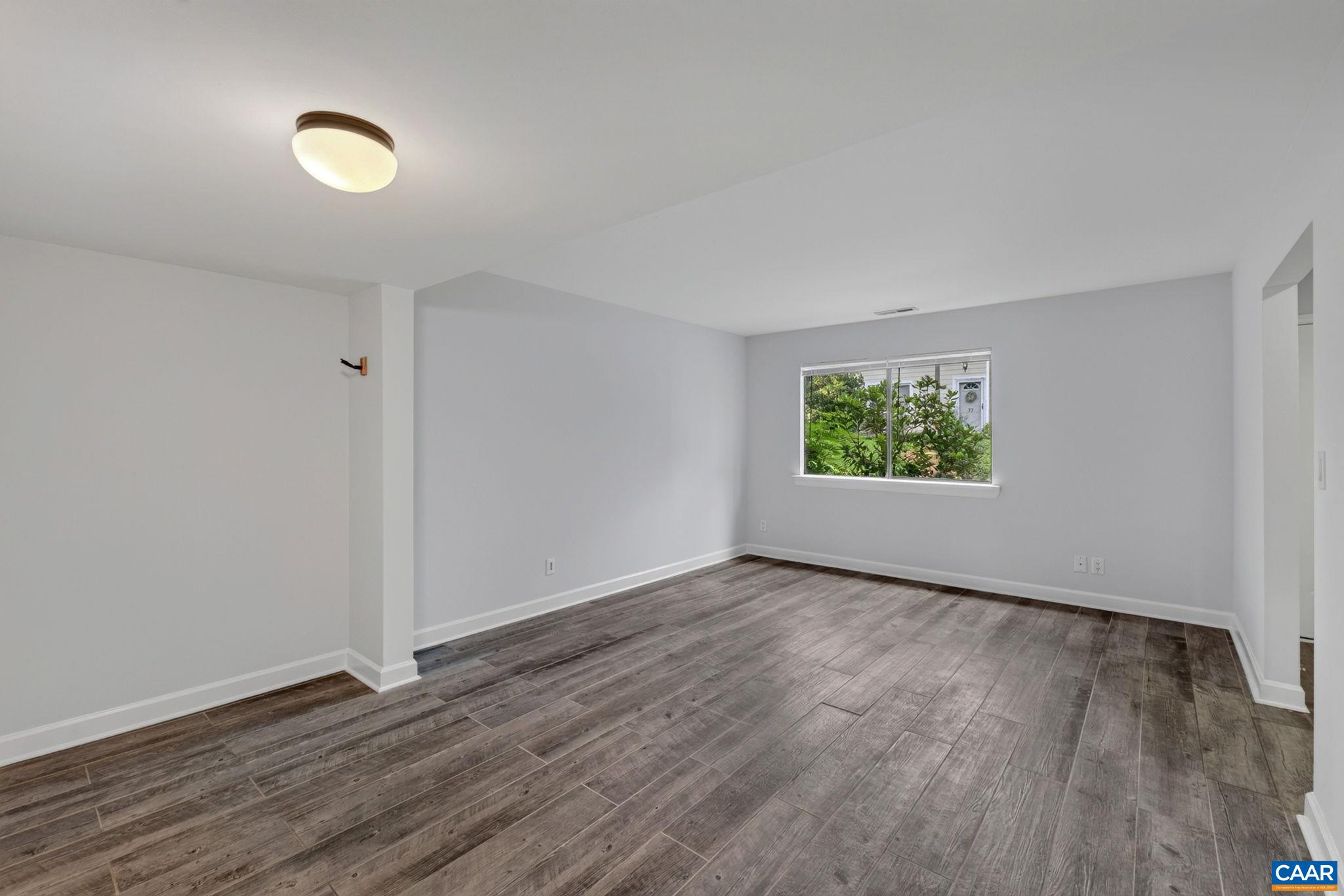 82 WOODLAKE DR, CHARLOTTESVILLE, Virginia 22901, 3 Bedrooms Bedrooms, ,1 BathroomBathrooms,Residential,82 WOODLAKE DR,681139 MLS # 681139