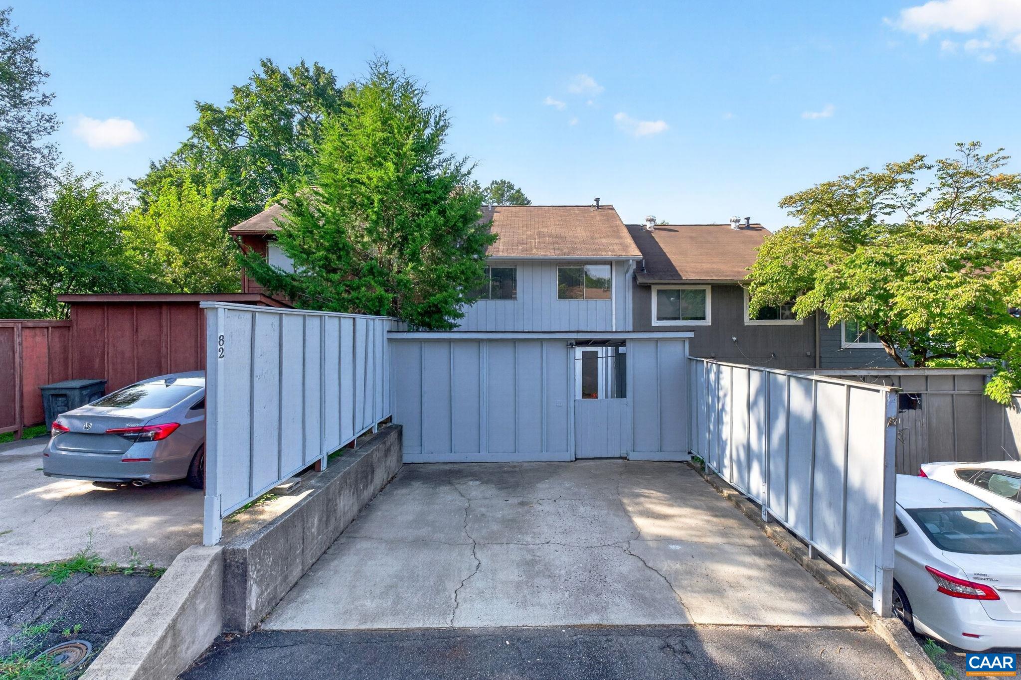 82 WOODLAKE DR, CHARLOTTESVILLE, Virginia 22901, 3 Bedrooms Bedrooms, ,1 BathroomBathrooms,Residential,82 WOODLAKE DR,681139 MLS # 681139