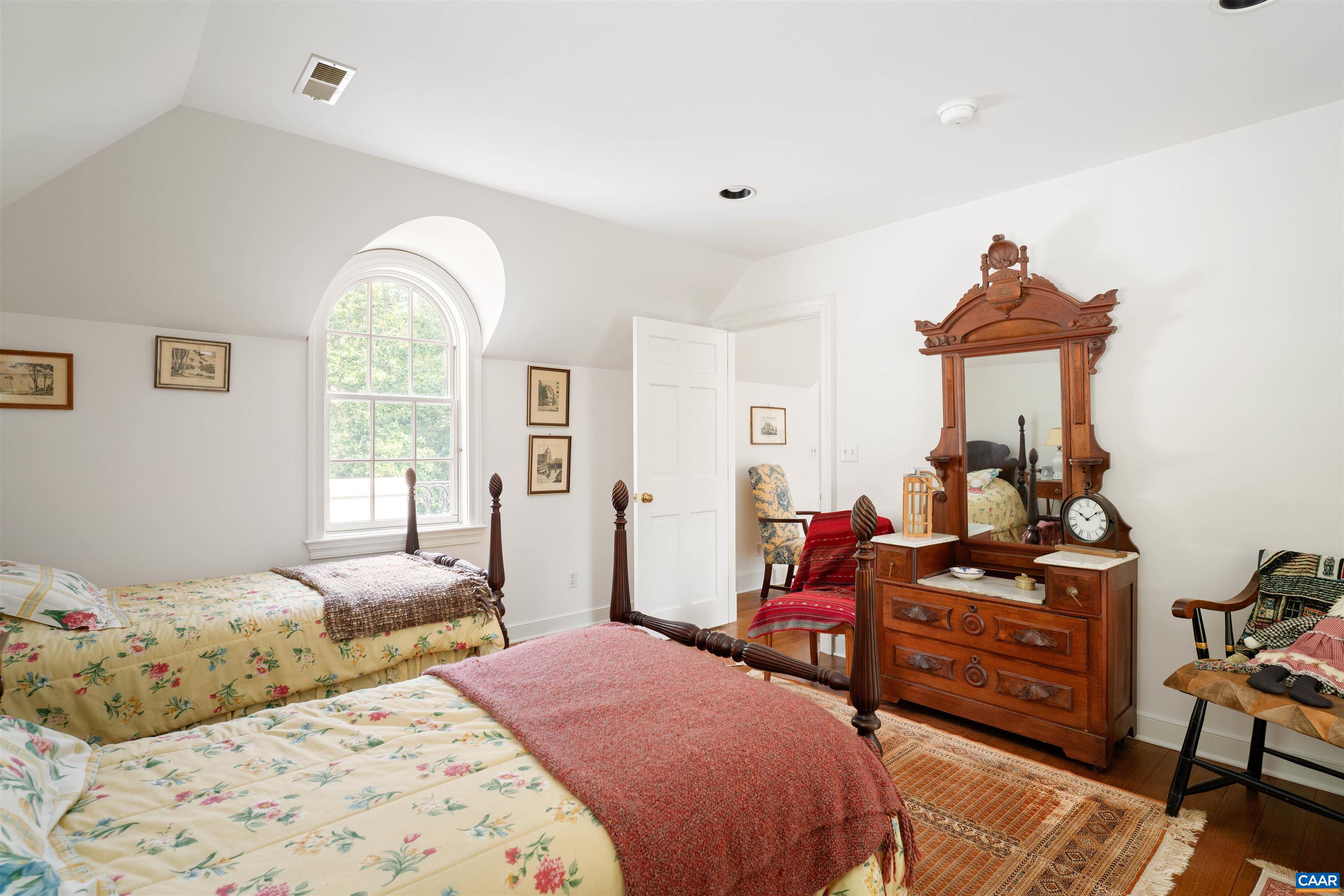 1235 INGLECRESS DR, CHARLOTTESVILLE, Virginia 22901, 5 Bedrooms Bedrooms, ,4 BathroomsBathrooms,Residential,1235 INGLECRESS DR,681152 MLS # 681152