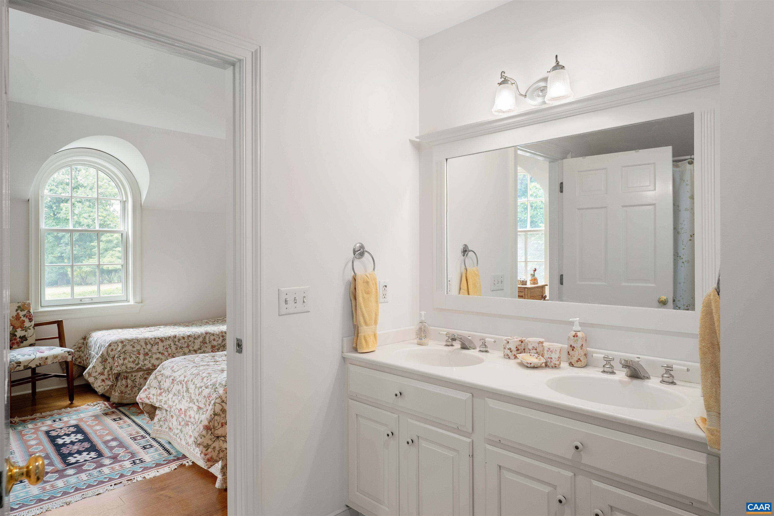 Shared between bedrooms 3 & 4.