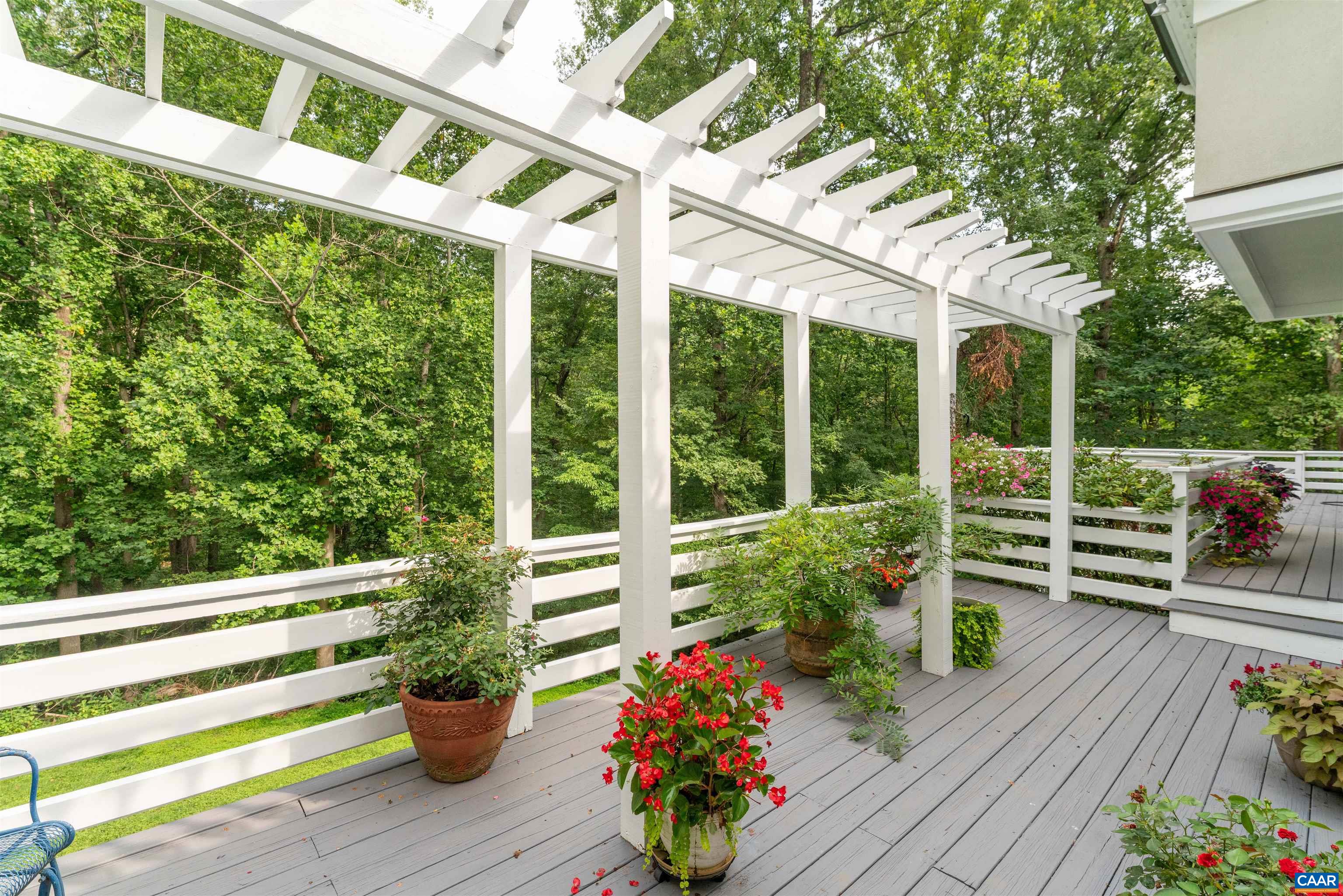 Attractive and private space for entertaining, reading or your morning cup of coffee!