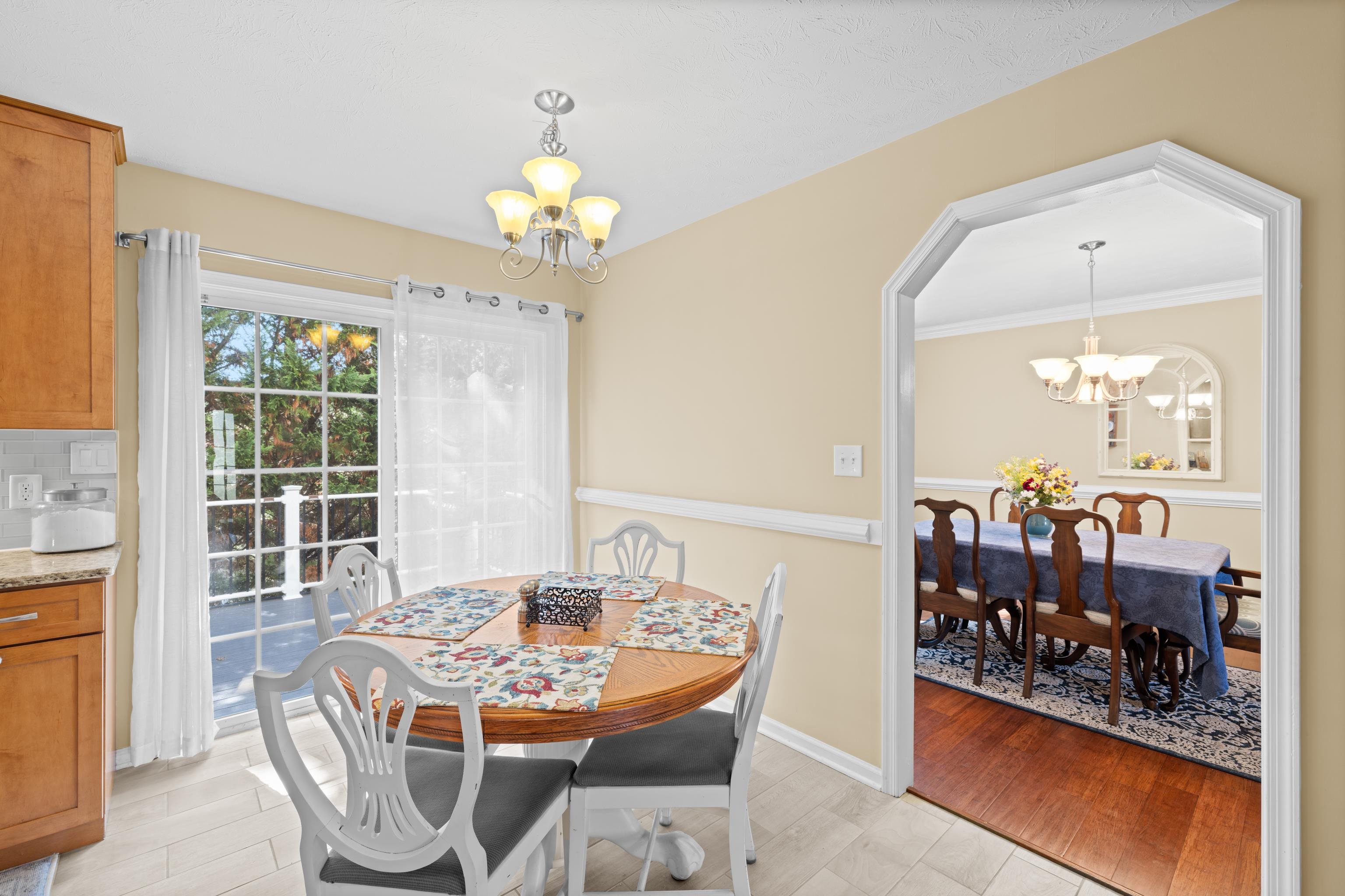 26 DEVONSHIRE CT, FISHERSVILLE, Virginia 22939, 4 Bedrooms Bedrooms, ,3 BathroomsBathrooms,Residential,26 DEVONSHIRE CT,681170 MLS # 681170 26 DEVONSHIRE CT, FISHERSVILLE, Virginia 22939, 4 Bedrooms Bedrooms, ,3 BathroomsBathrooms,Residential,26 DEVONSHIRE CT,681170 MLS # 681170