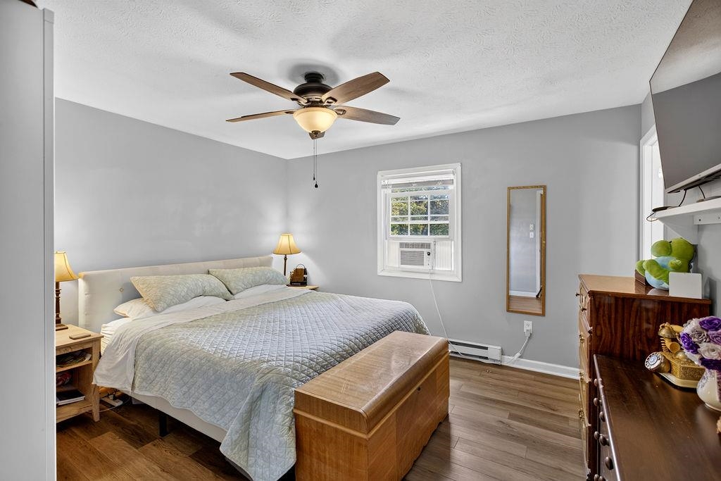 1513 SHENANDOAH AVE, WAYNESBORO, Virginia 22980, 3 Bedrooms Bedrooms, ,1 BathroomBathrooms,Residential,1513 SHENANDOAH AVE,681171 MLS # 681171 1513 SHENANDOAH AVE, WAYNESBORO, Virginia 22980, 3 Bedrooms Bedrooms, ,1 BathroomBathrooms,Residential,1513 SHENANDOAH AVE,681171 MLS # 681171