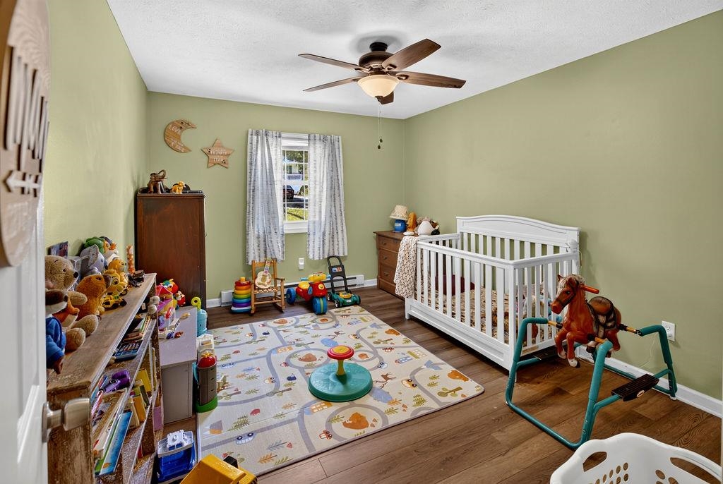 1513 SHENANDOAH AVE, WAYNESBORO, Virginia 22980, 3 Bedrooms Bedrooms, ,1 BathroomBathrooms,Residential,1513 SHENANDOAH AVE,681171 MLS # 681171 1513 SHENANDOAH AVE, WAYNESBORO, Virginia 22980, 3 Bedrooms Bedrooms, ,1 BathroomBathrooms,Residential,1513 SHENANDOAH AVE,681171 MLS # 681171
