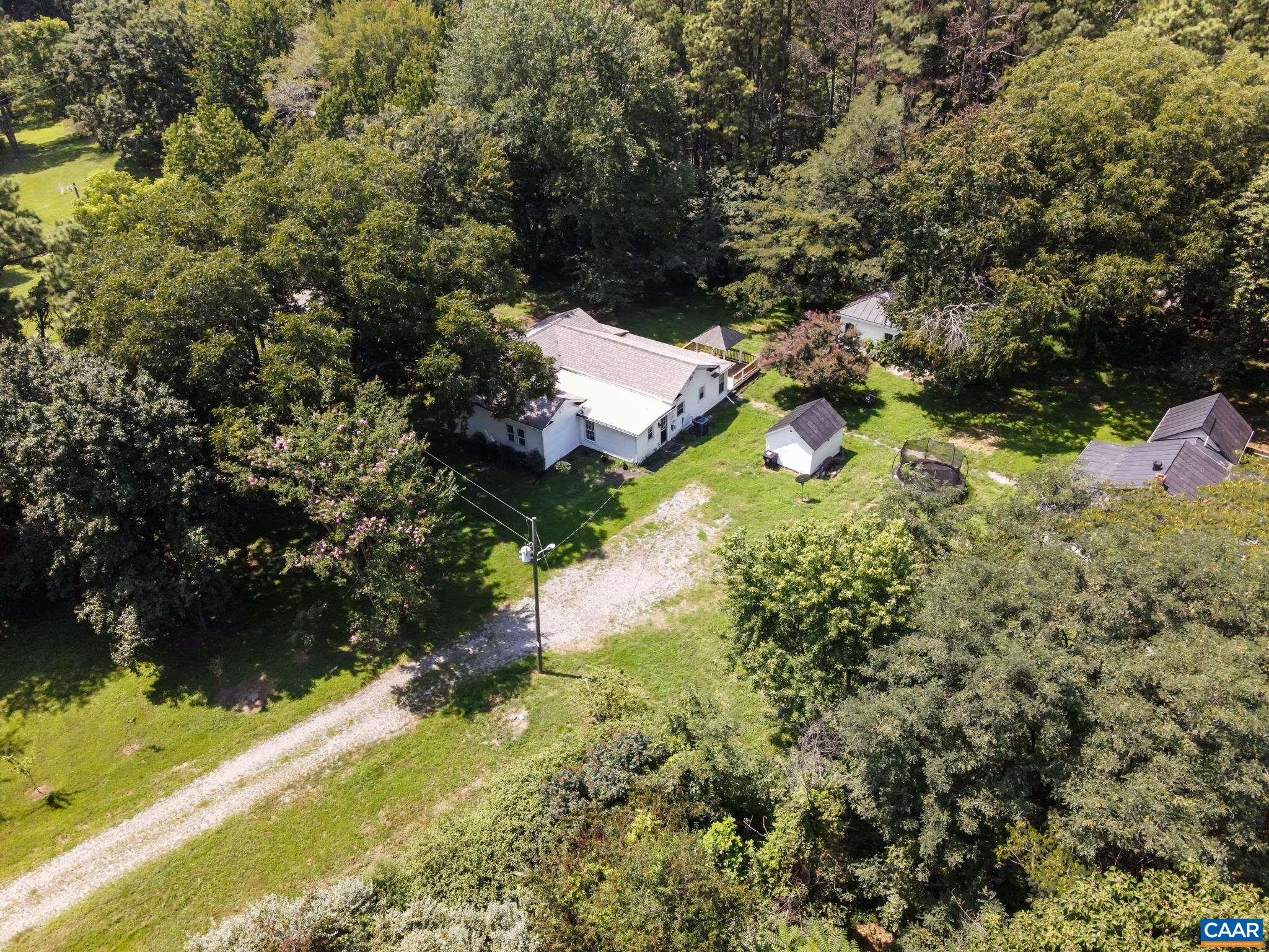 14043 JEFFERSON HWY, BUMPASS, Virginia 23024, 3 Bedrooms Bedrooms, ,2 BathroomsBathrooms,Residential,14043 JEFFERSON HWY,681173 MLS # 681173 14043 JEFFERSON HWY, BUMPASS, Virginia 23024, 3 Bedrooms Bedrooms, ,2 BathroomsBathrooms,Residential,14043 JEFFERSON HWY,681173 MLS # 681173