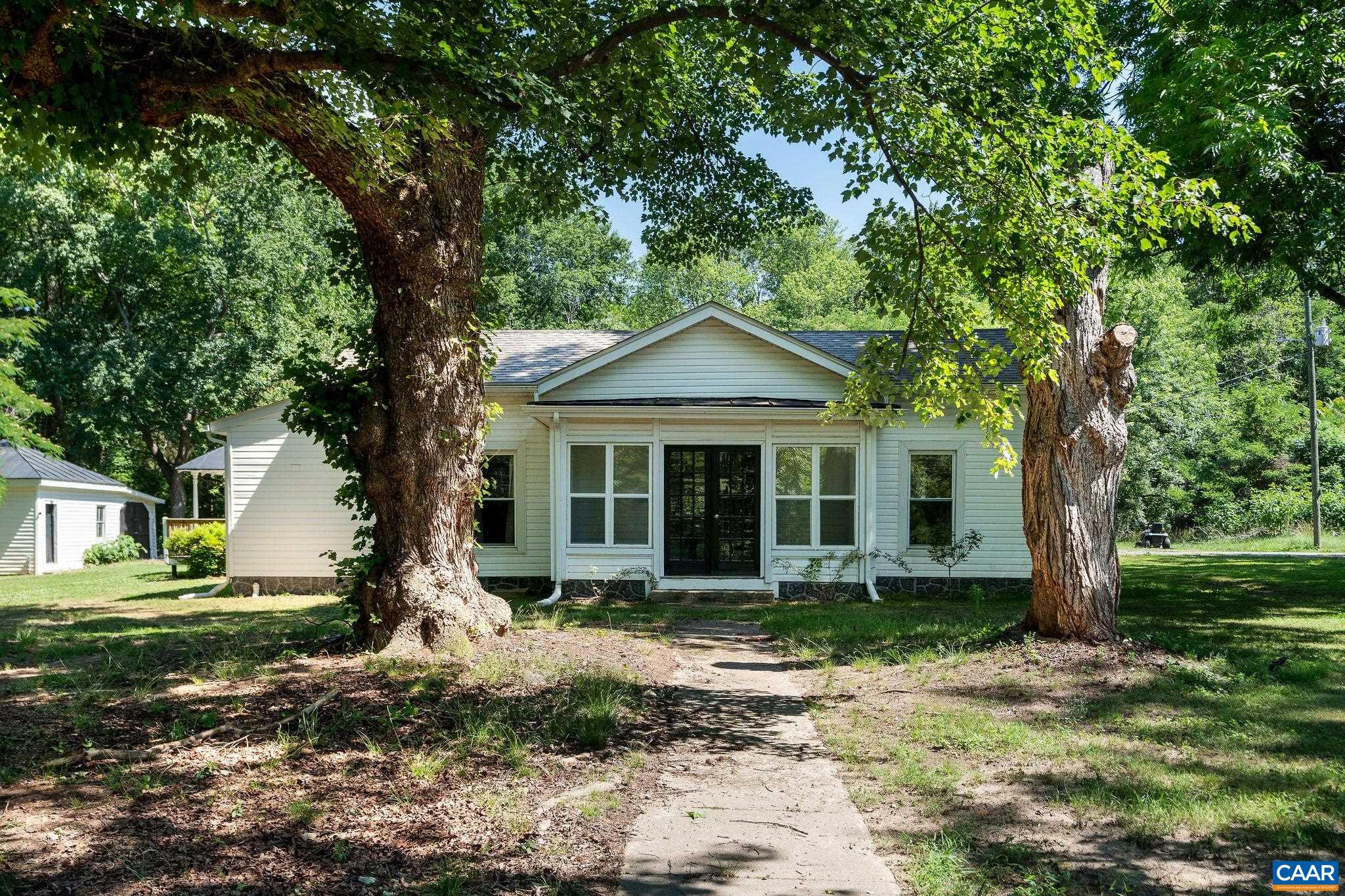 14043 JEFFERSON HWY, BUMPASS, Virginia 23024, 3 Bedrooms Bedrooms, ,2 BathroomsBathrooms,Residential,14043 JEFFERSON HWY,681173 MLS # 681173 14043 JEFFERSON HWY, BUMPASS, Virginia 23024, 3 Bedrooms Bedrooms, ,2 BathroomsBathrooms,Residential,14043 JEFFERSON HWY,681173 MLS # 681173