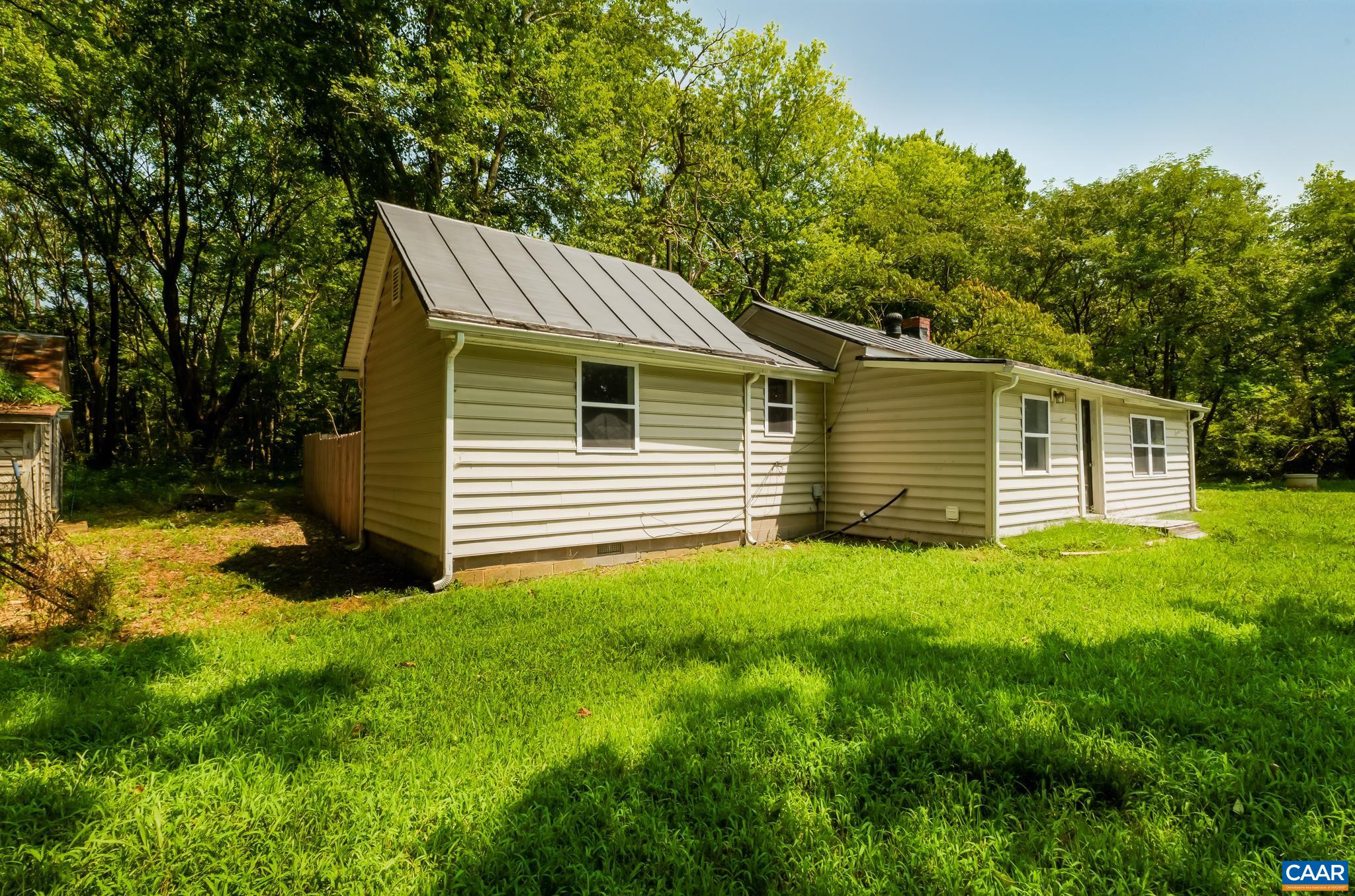 14043 JEFFERSON HWY, BUMPASS, Virginia 23024, 3 Bedrooms Bedrooms, ,2 BathroomsBathrooms,Residential,14043 JEFFERSON HWY,681173 MLS # 681173 14043 JEFFERSON HWY, BUMPASS, Virginia 23024, 3 Bedrooms Bedrooms, ,2 BathroomsBathrooms,Residential,14043 JEFFERSON HWY,681173 MLS # 681173