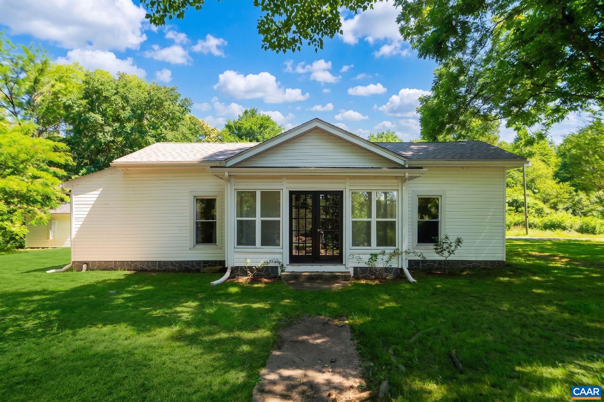 14043 JEFFERSON HWY, BUMPASS, Virginia 23024, 3 Bedrooms Bedrooms, ,2 BathroomsBathrooms,Residential,14043 JEFFERSON HWY,681173 MLS # 681173 14043 JEFFERSON HWY, BUMPASS, Virginia 23024, 3 Bedrooms Bedrooms, ,2 BathroomsBathrooms,Residential,14043 JEFFERSON HWY,681173 MLS # 681173