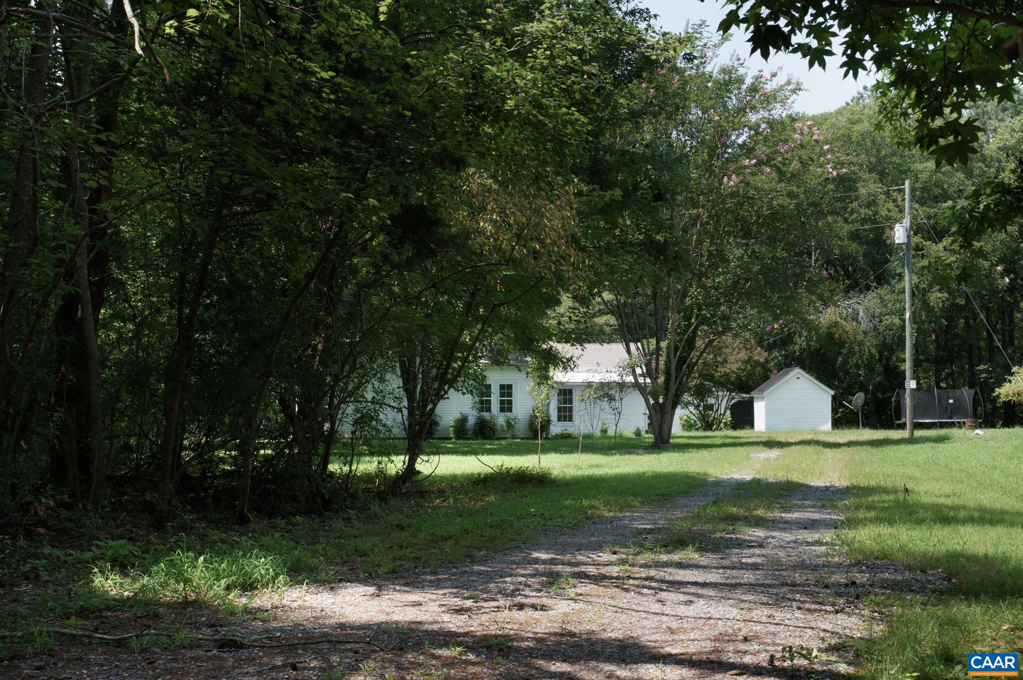 14043 JEFFERSON HWY, BUMPASS, Virginia 23024, 3 Bedrooms Bedrooms, ,2 BathroomsBathrooms,Residential,14043 JEFFERSON HWY,681173 MLS # 681173 14043 JEFFERSON HWY, BUMPASS, Virginia 23024, 3 Bedrooms Bedrooms, ,2 BathroomsBathrooms,Residential,14043 JEFFERSON HWY,681173 MLS # 681173