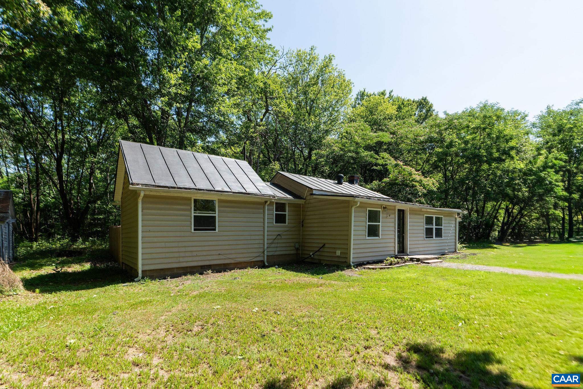 14043 JEFFERSON HWY, BUMPASS, Virginia 23024, 3 Bedrooms Bedrooms, ,2 BathroomsBathrooms,Residential,14043 JEFFERSON HWY,681173 MLS # 681173 14043 JEFFERSON HWY, BUMPASS, Virginia 23024, 3 Bedrooms Bedrooms, ,2 BathroomsBathrooms,Residential,14043 JEFFERSON HWY,681173 MLS # 681173