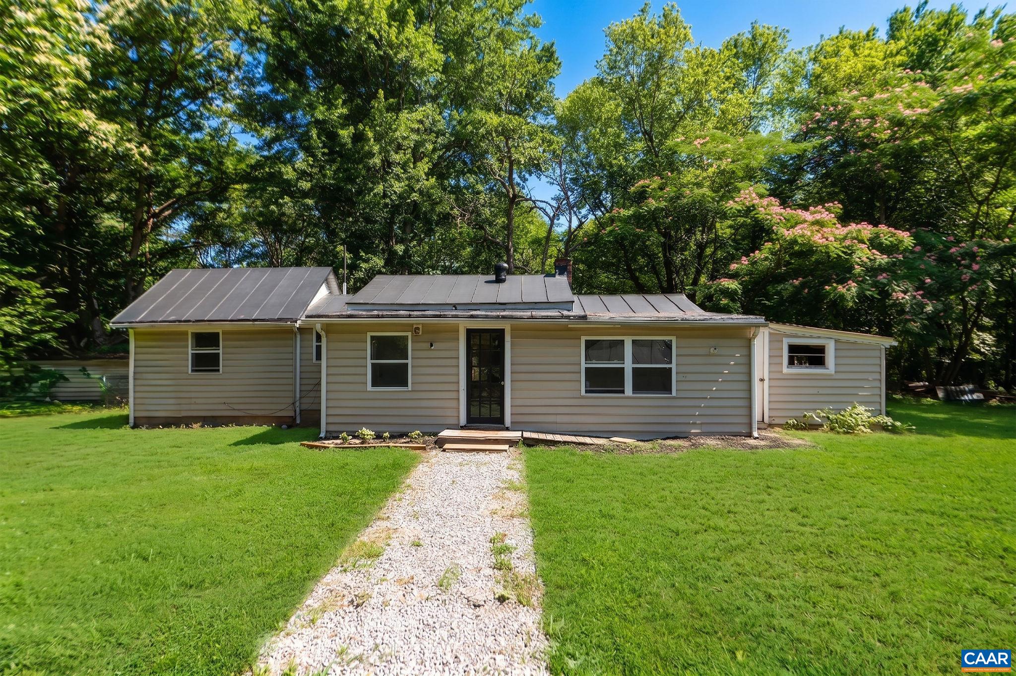 14043 JEFFERSON HWY, BUMPASS, Virginia 23024, 3 Bedrooms Bedrooms, ,2 BathroomsBathrooms,Residential,14043 JEFFERSON HWY,681173 MLS # 681173 14043 JEFFERSON HWY, BUMPASS, Virginia 23024, 3 Bedrooms Bedrooms, ,2 BathroomsBathrooms,Residential,14043 JEFFERSON HWY,681173 MLS # 681173