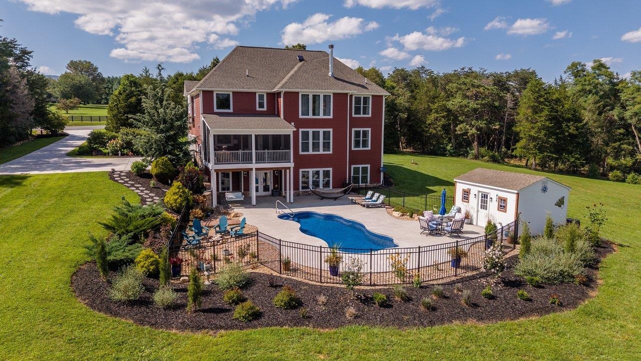 2114 MOCKINGBIRD LN, ELKTON, Virginia 22827, 4 Bedrooms Bedrooms, ,4 BathroomsBathrooms,Residential,2114 MOCKINGBIRD LN,681174 MLS # 681174 2114 MOCKINGBIRD LN, ELKTON, Virginia 22827, 4 Bedrooms Bedrooms, ,4 BathroomsBathrooms,Residential,2114 MOCKINGBIRD LN,681174 MLS # 681174