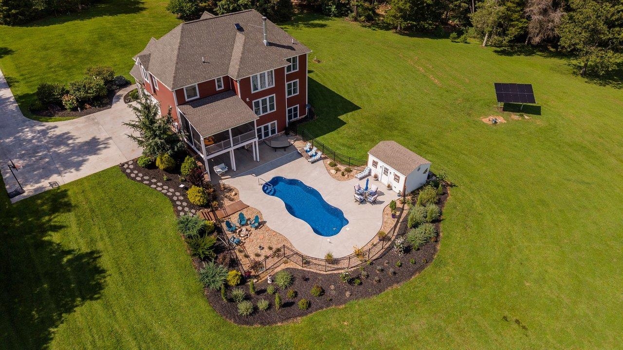 2114 MOCKINGBIRD LN, ELKTON, Virginia 22827, 4 Bedrooms Bedrooms, ,4 BathroomsBathrooms,Residential,2114 MOCKINGBIRD LN,681174 MLS # 681174 2114 MOCKINGBIRD LN, ELKTON, Virginia 22827, 4 Bedrooms Bedrooms, ,4 BathroomsBathrooms,Residential,2114 MOCKINGBIRD LN,681174 MLS # 681174