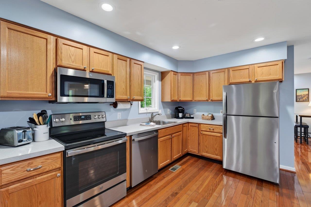 392 PASSAGE LN, MCGAHEYSVILLE, Virginia 22840, 3 Bedrooms Bedrooms, ,2 BathroomsBathrooms,Residential,392 PASSAGE LN,681189 MLS # 681189 392 PASSAGE LN, MCGAHEYSVILLE, Virginia 22840, 3 Bedrooms Bedrooms, ,2 BathroomsBathrooms,Residential,392 PASSAGE LN,681189 MLS # 681189