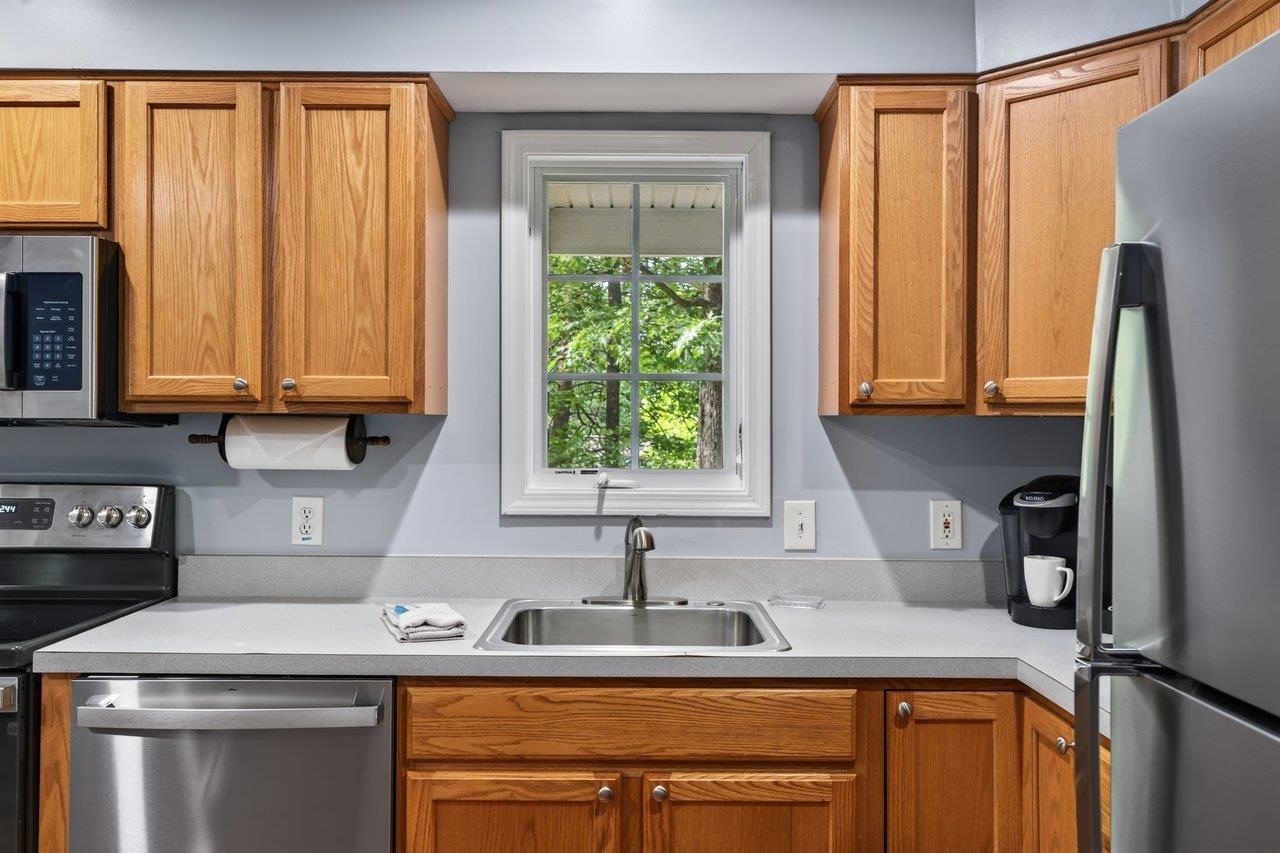 392 PASSAGE LN, MCGAHEYSVILLE, Virginia 22840, 3 Bedrooms Bedrooms, ,2 BathroomsBathrooms,Residential,392 PASSAGE LN,681189 MLS # 681189 392 PASSAGE LN, MCGAHEYSVILLE, Virginia 22840, 3 Bedrooms Bedrooms, ,2 BathroomsBathrooms,Residential,392 PASSAGE LN,681189 MLS # 681189